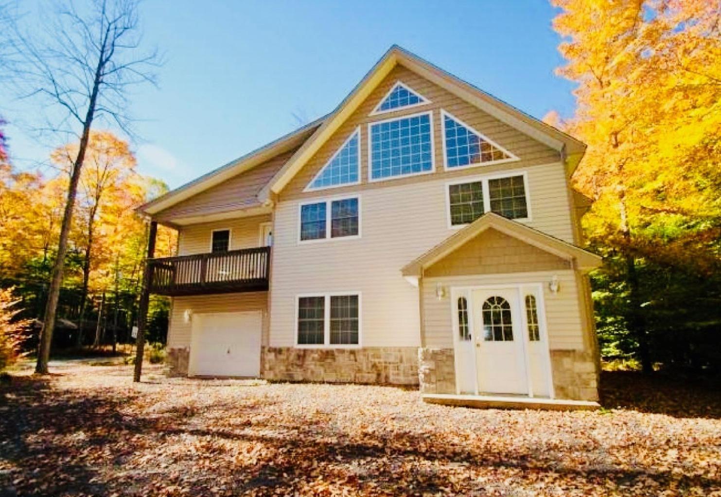 Four-Bedroom House photo 2