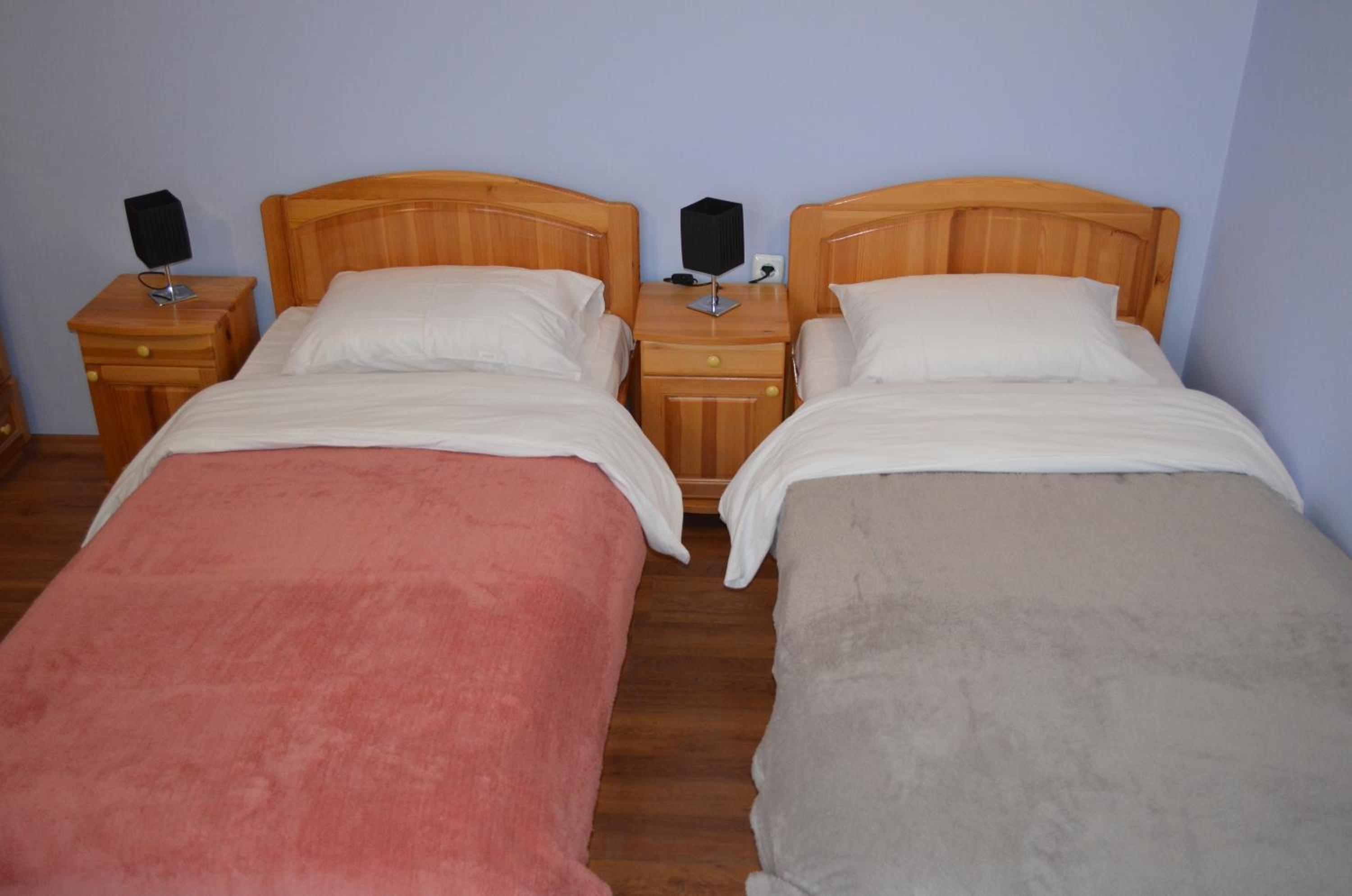 Double Room - Photo 2