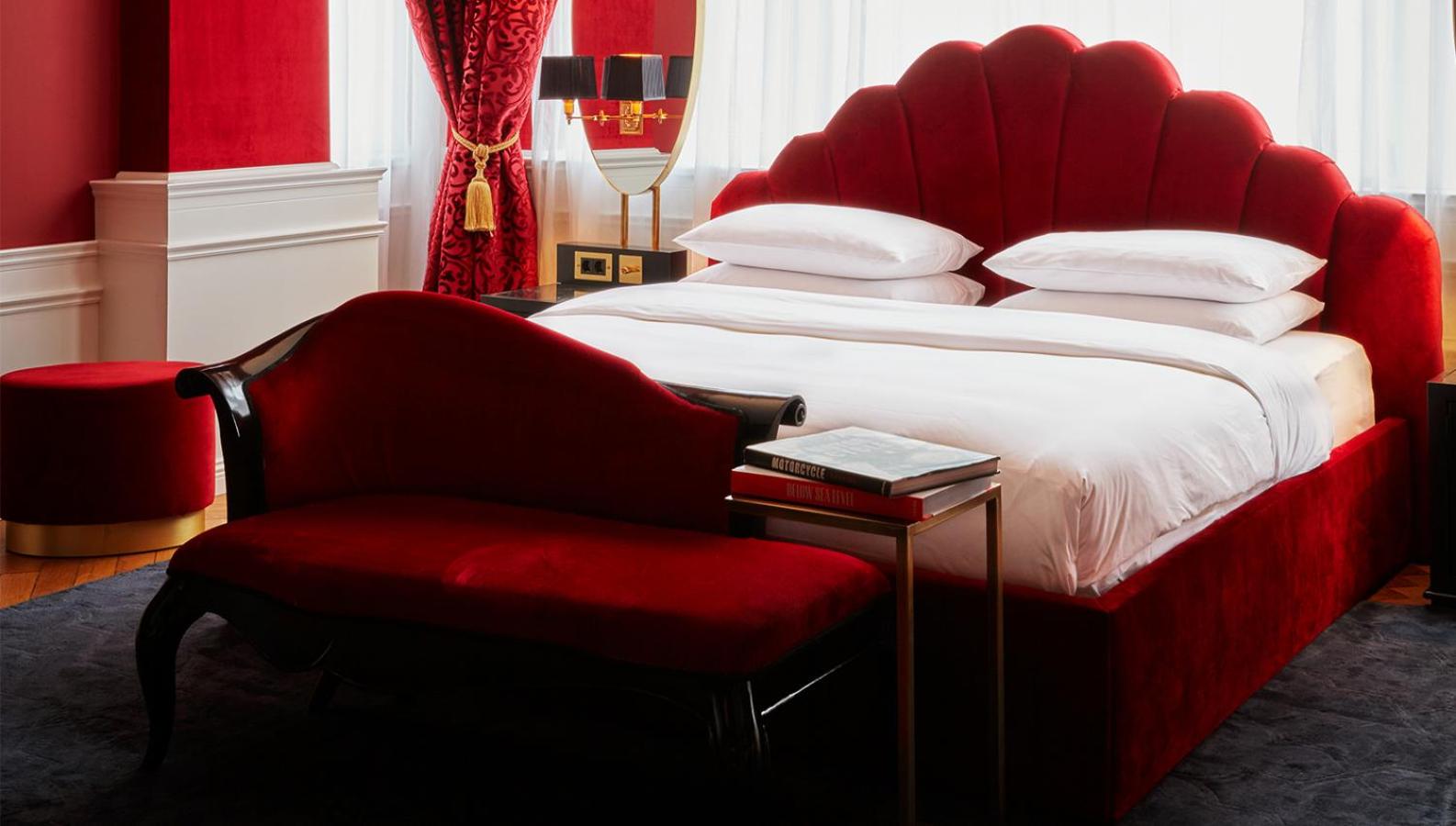 De Luxe photo 3