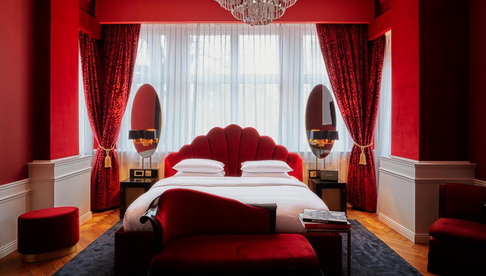 De Luxe photo 2