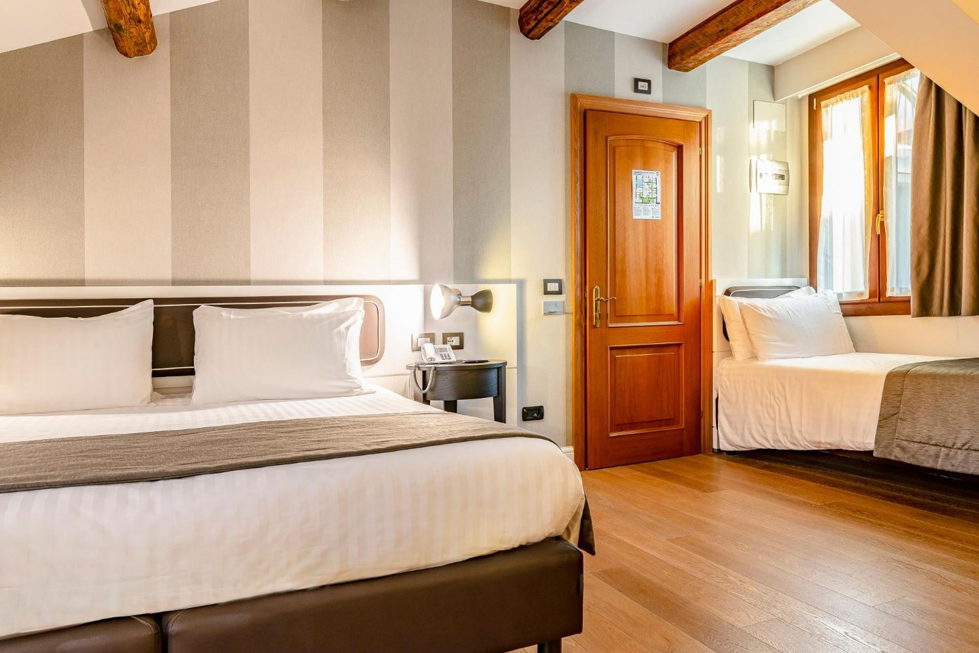 Superior Triple Room - Photo 1
