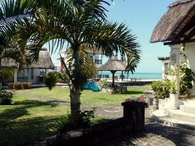 Family Bungalow with private garden photo 3