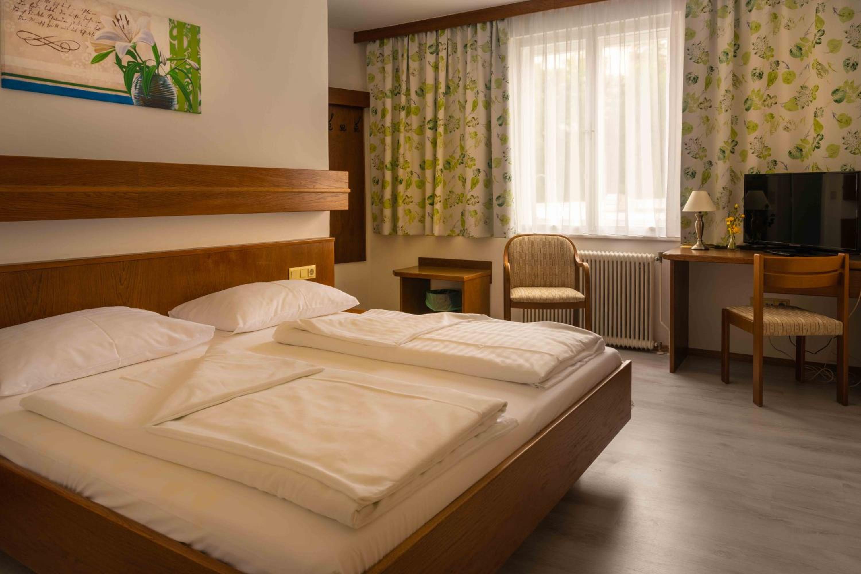 Double Room - Photo 7