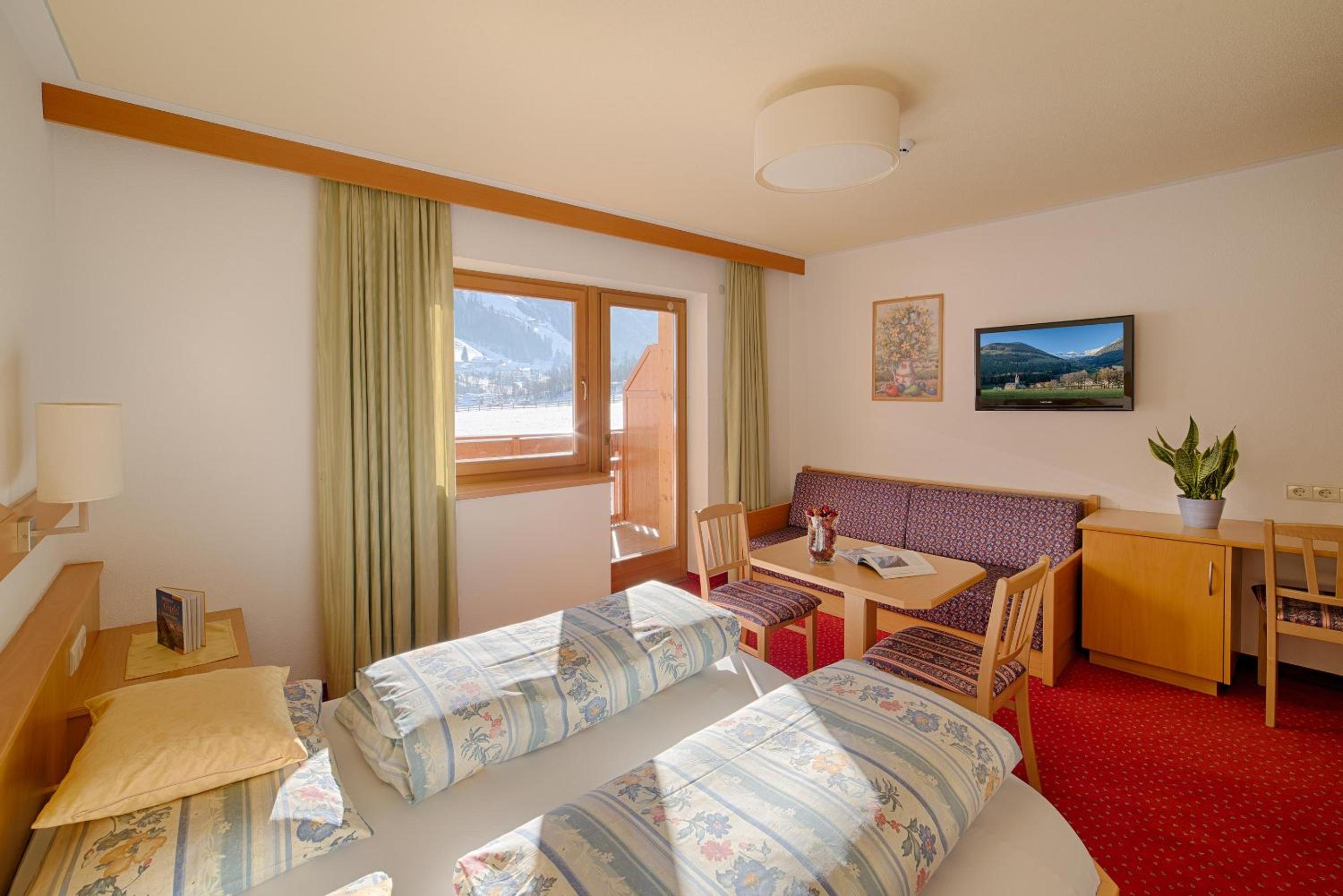 Standard Double Room photo 1
