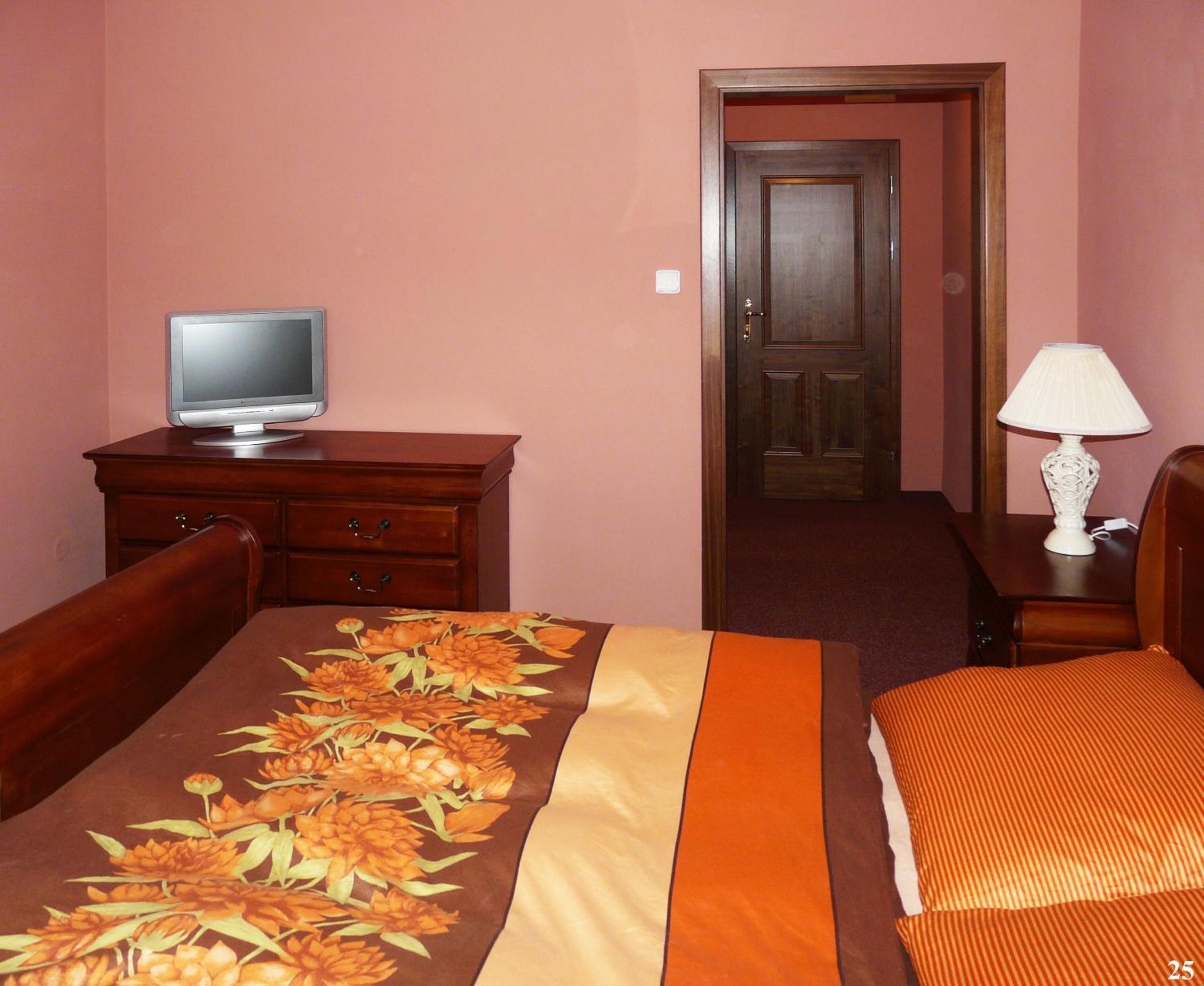 Standard Double Room photo 3