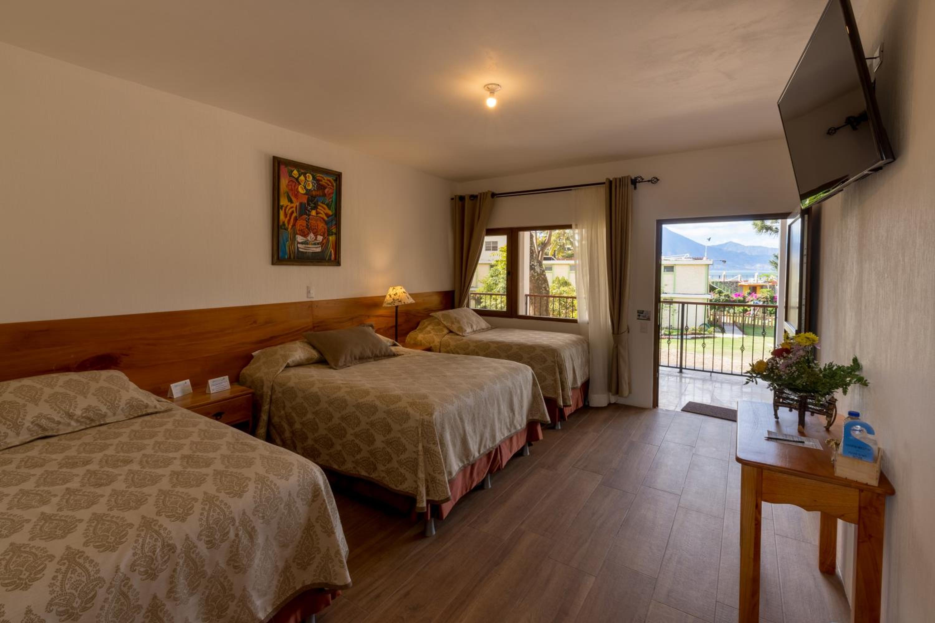 Standard Triple Room photo 2
