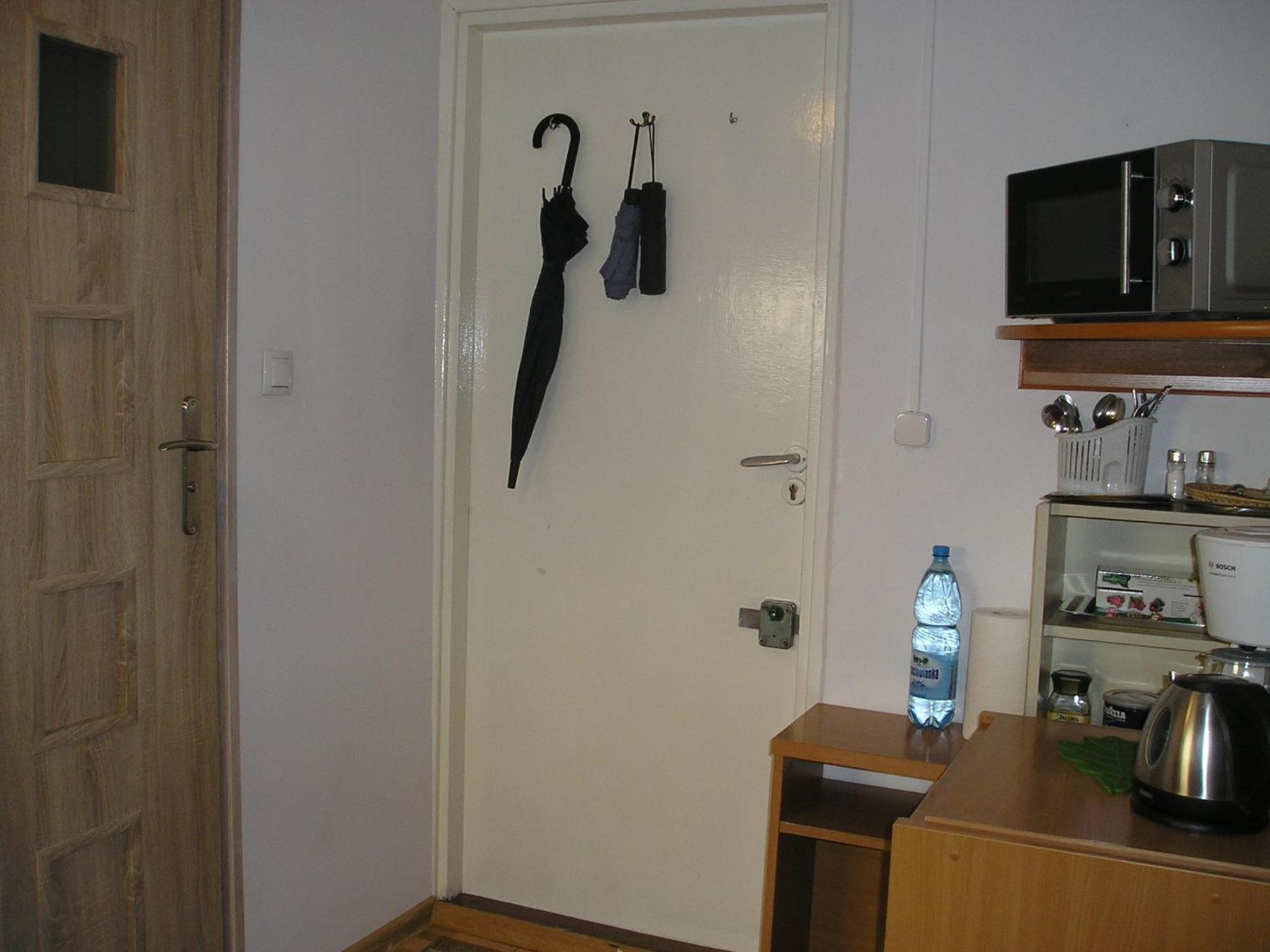 Apartment With Shower photo 1