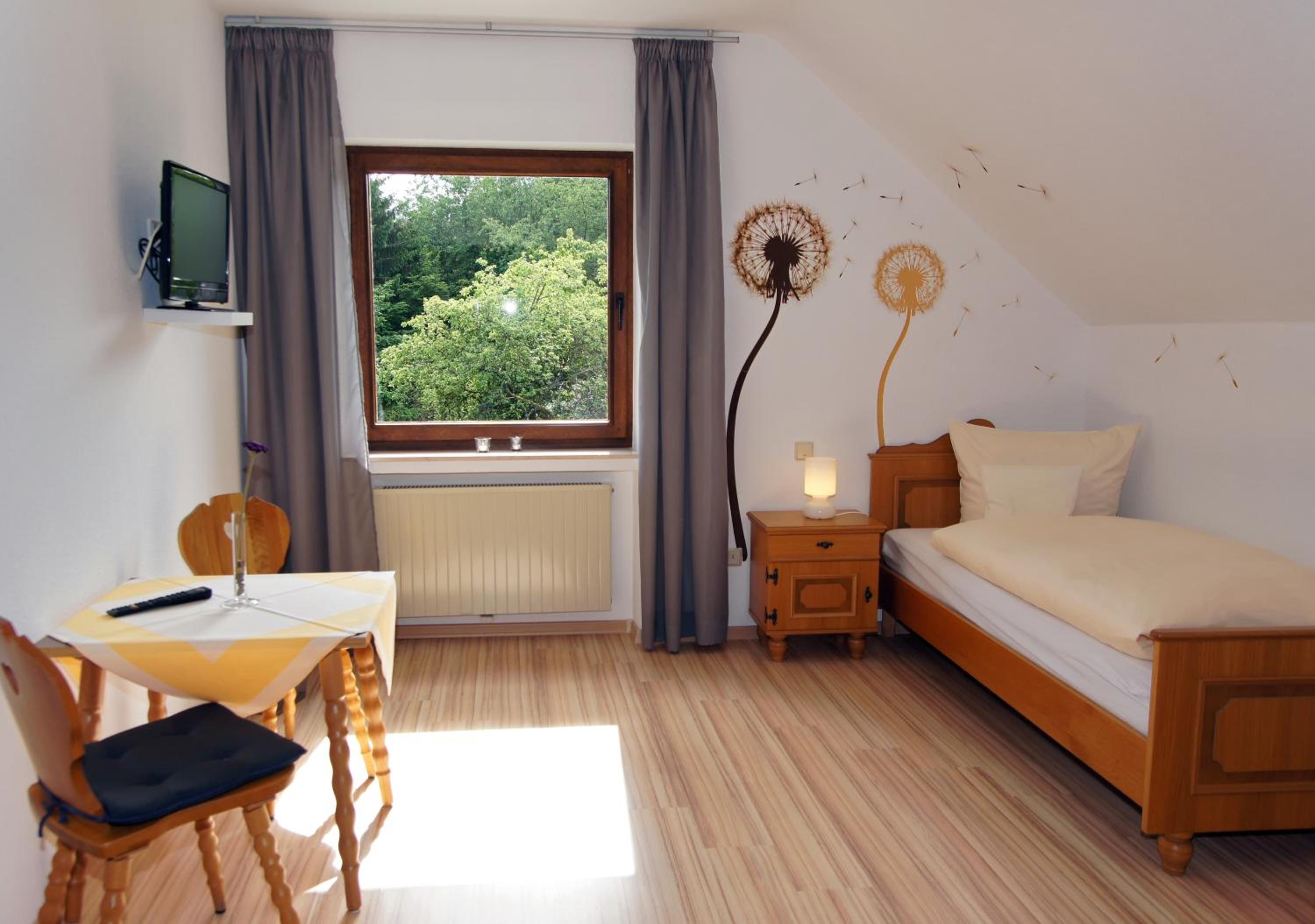 Standard Single Room with Shower