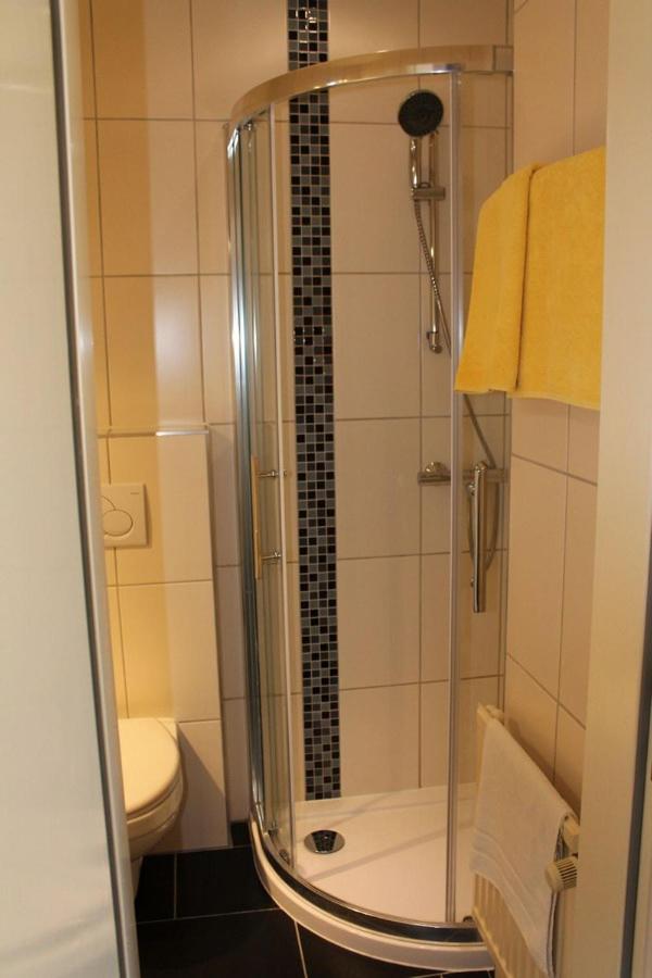 Double Room - Photo 8