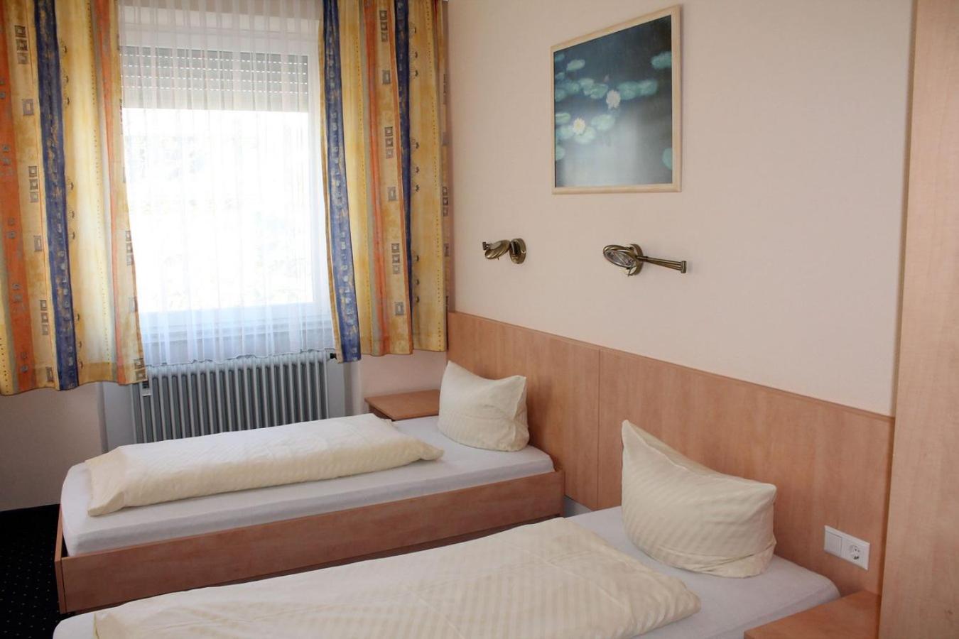 Double Room - Photo 12