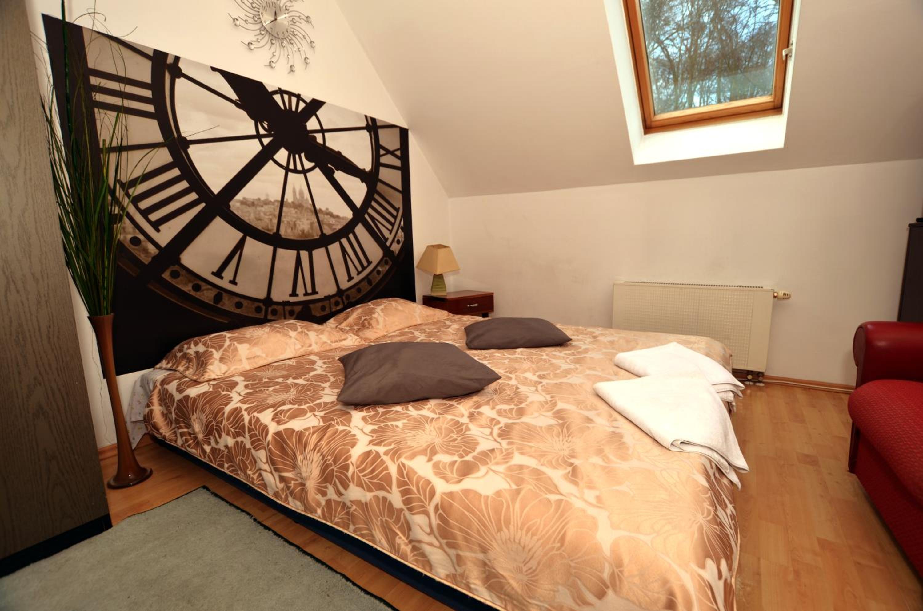 Double Room with Balcony (3 Adults) - Photo 19
