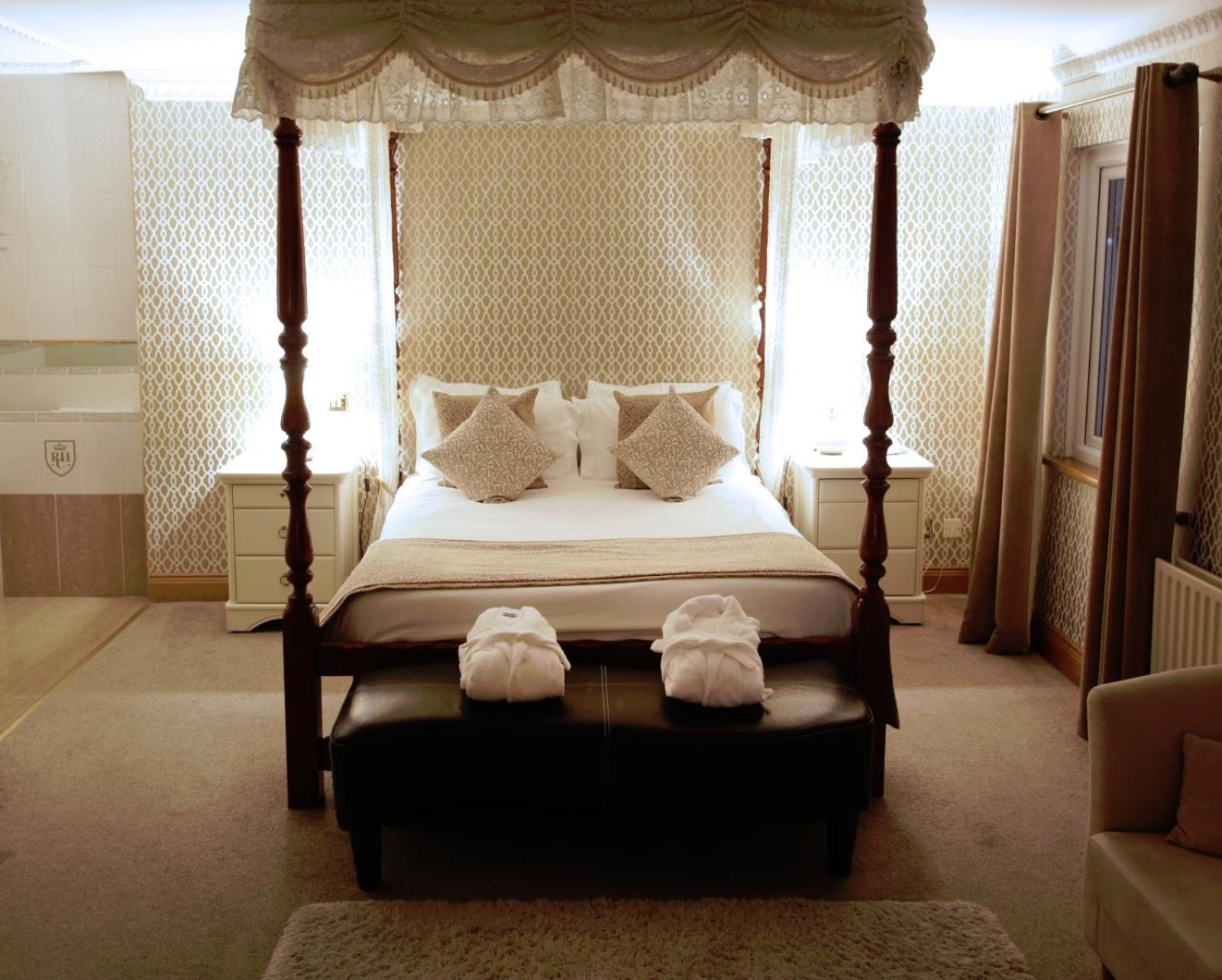 Premier Suite with Sea View - Photo 1
