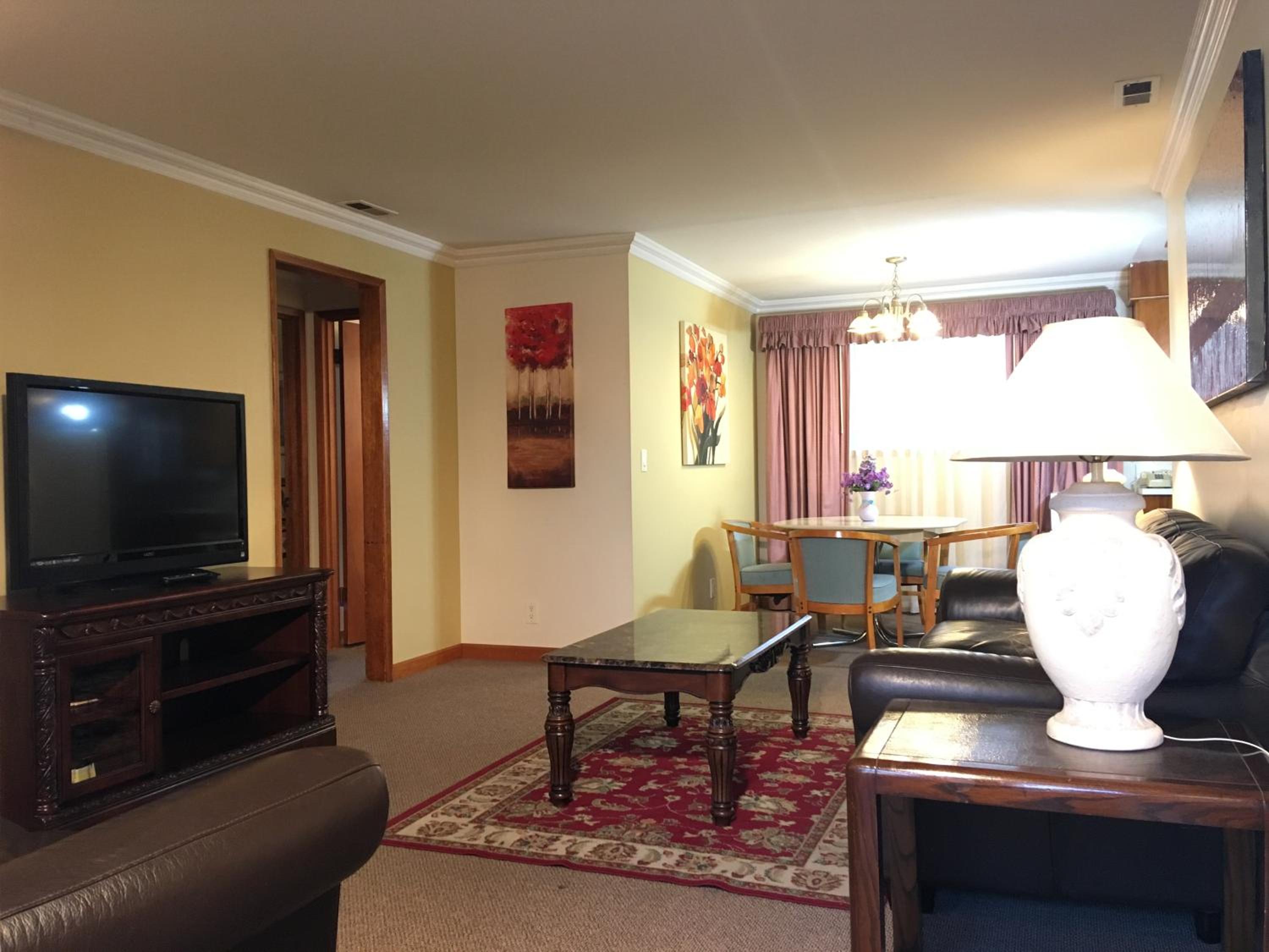 Two-Bedroom Suite photo 1