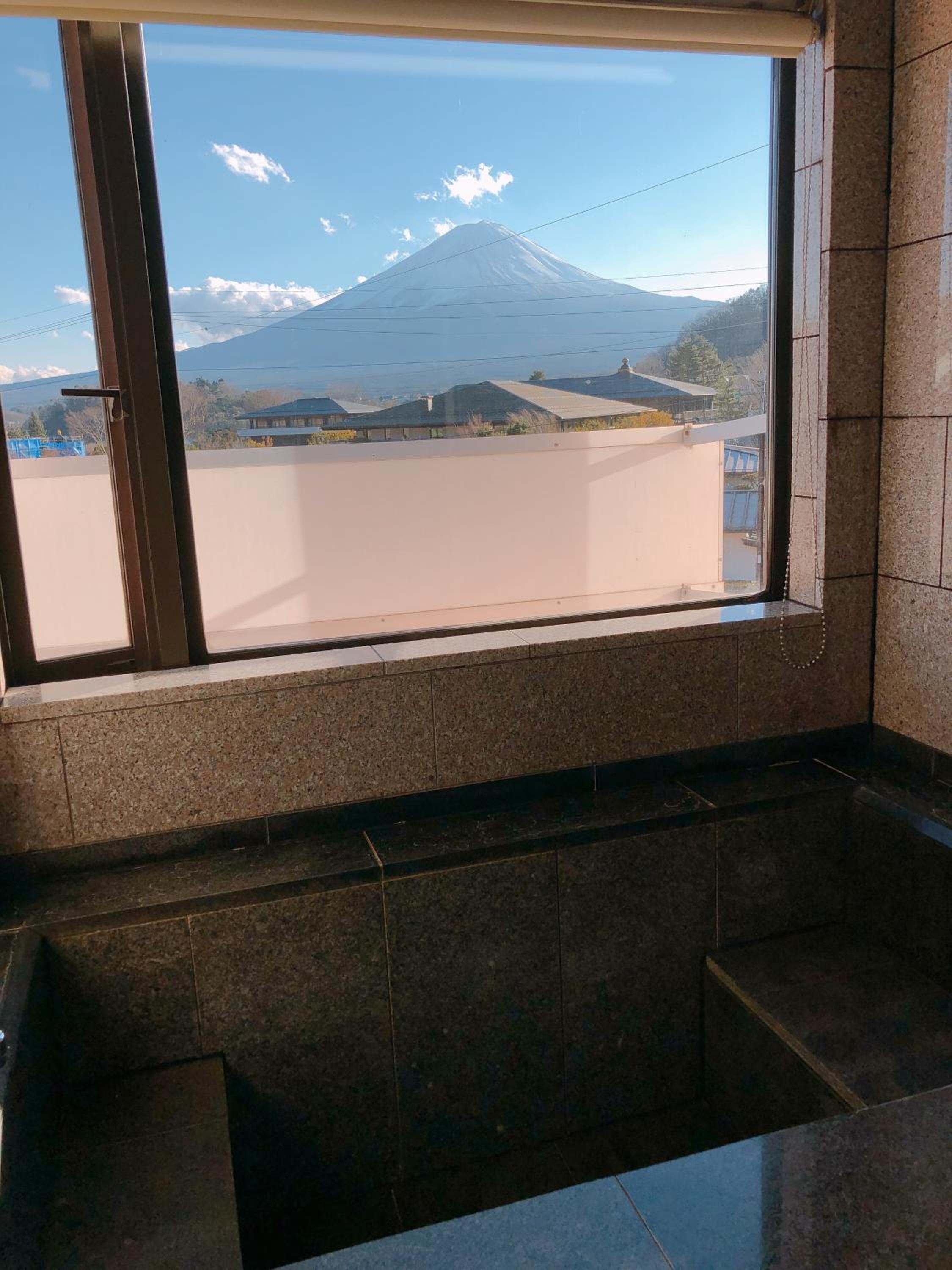 Twin Room with Mountain View - Photo 15