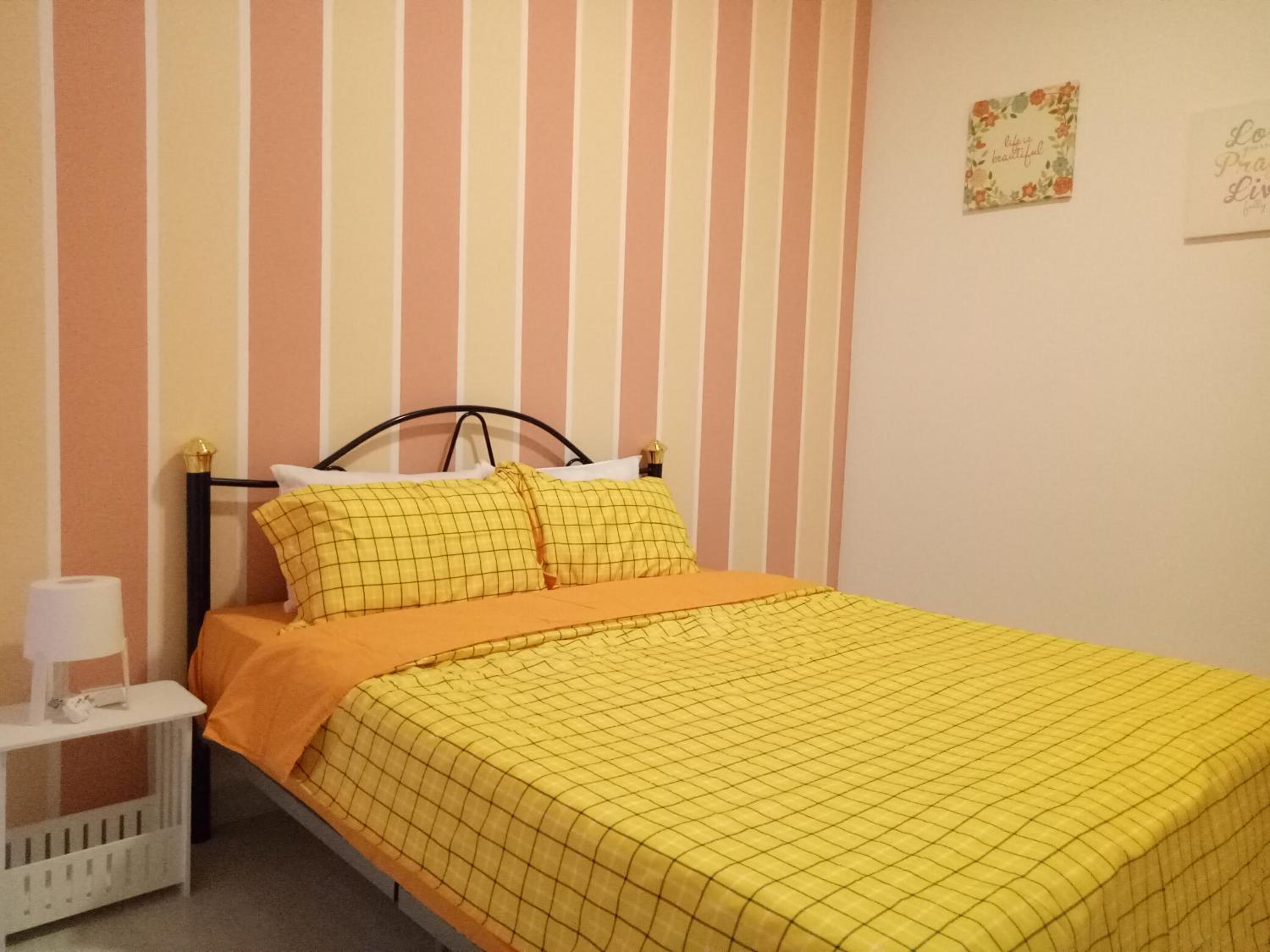 Three-Bedroom Apartment - Photo 12