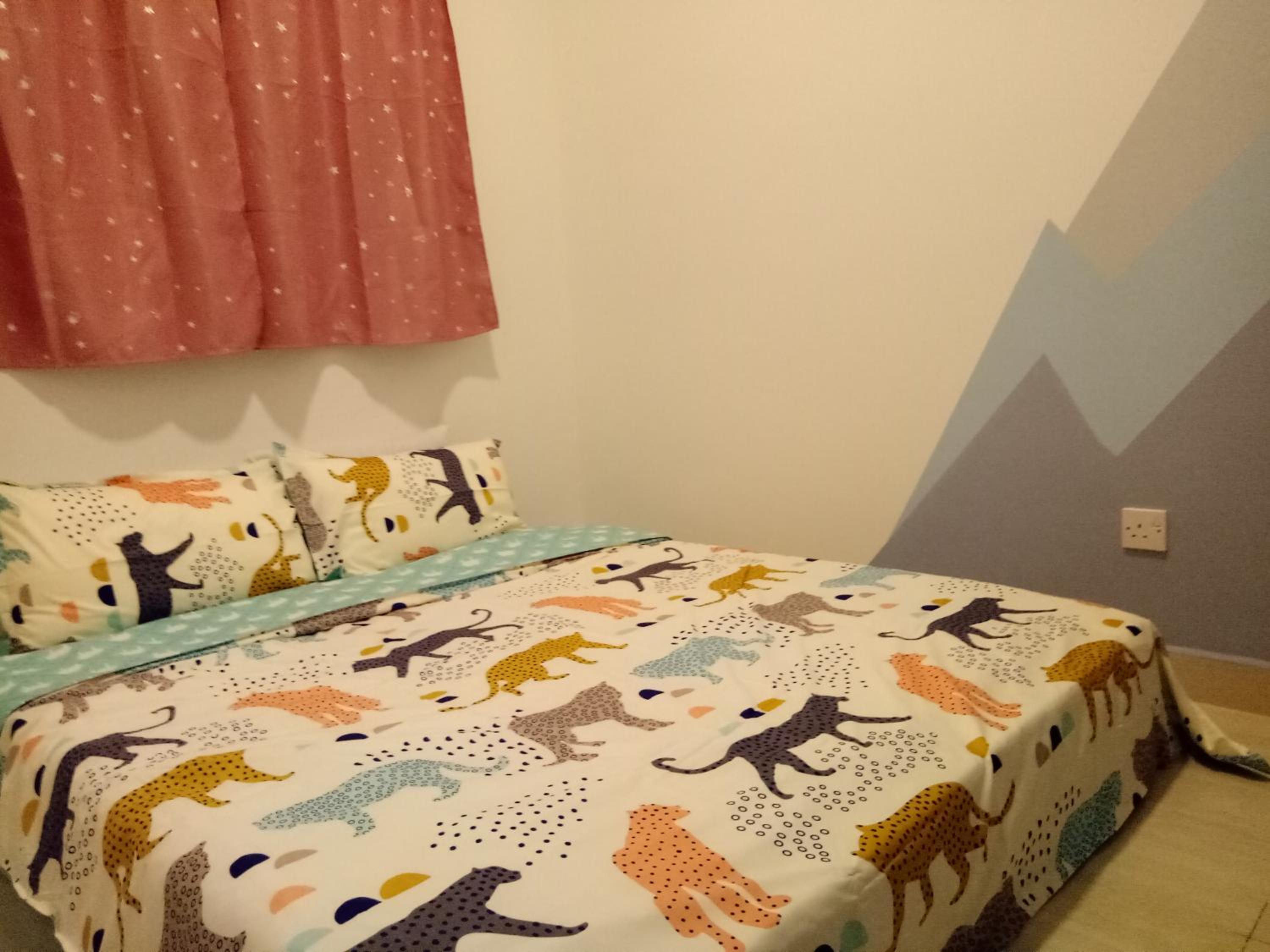 Three-Bedroom Apartment - Photo 11