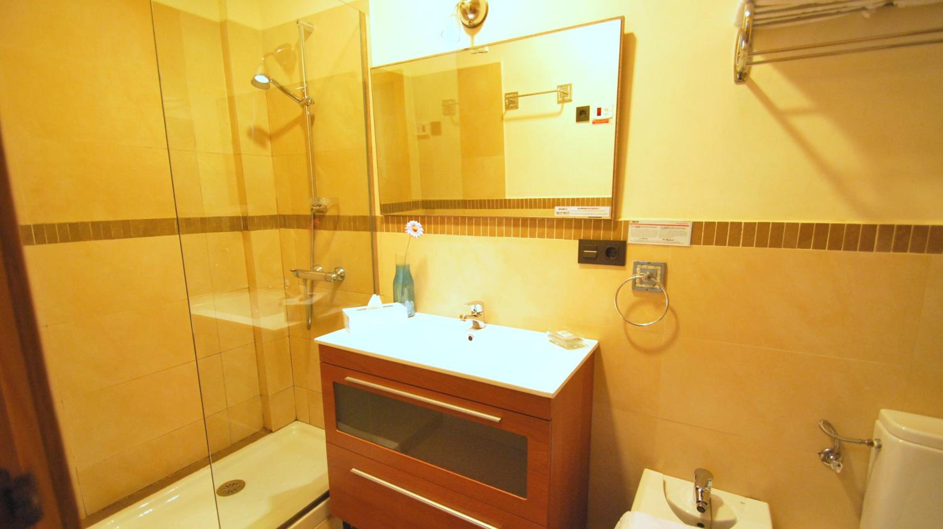 One-Bedroom Apartment (2 Adults) - Photo 16