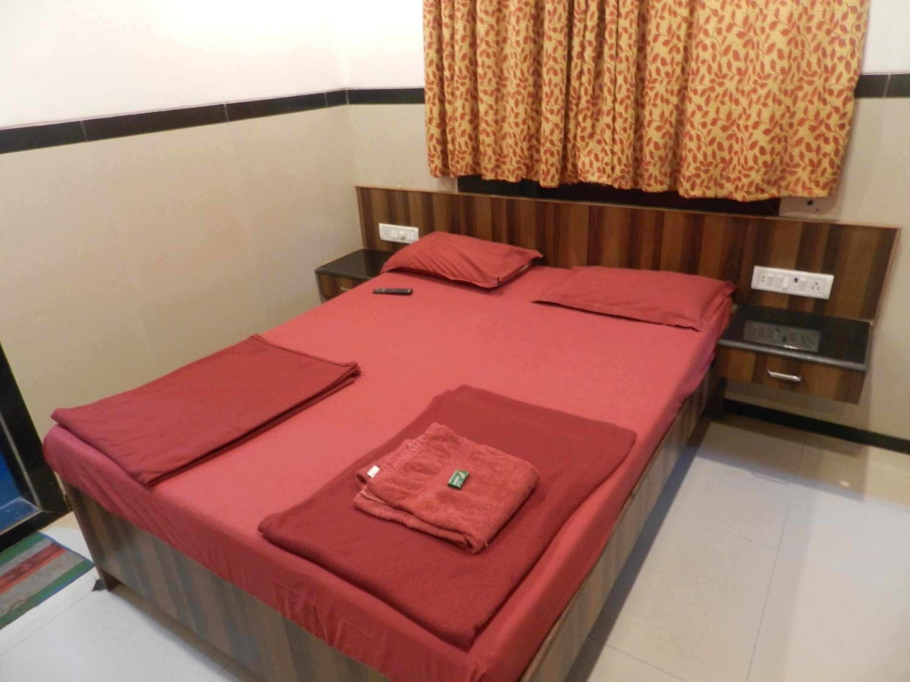 Deluxe Double AC Room photo 1