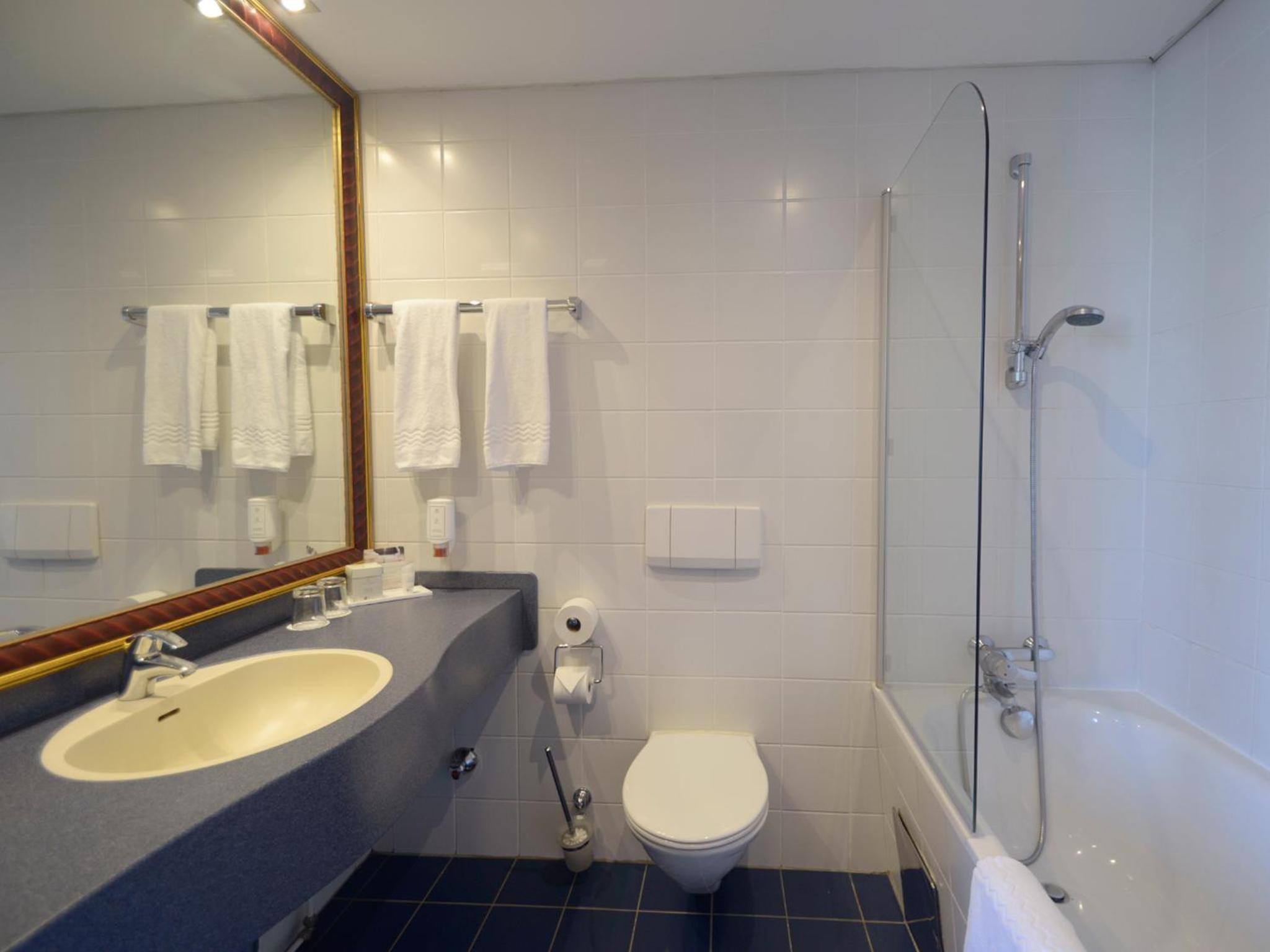 Standard Double Room - Photo 5