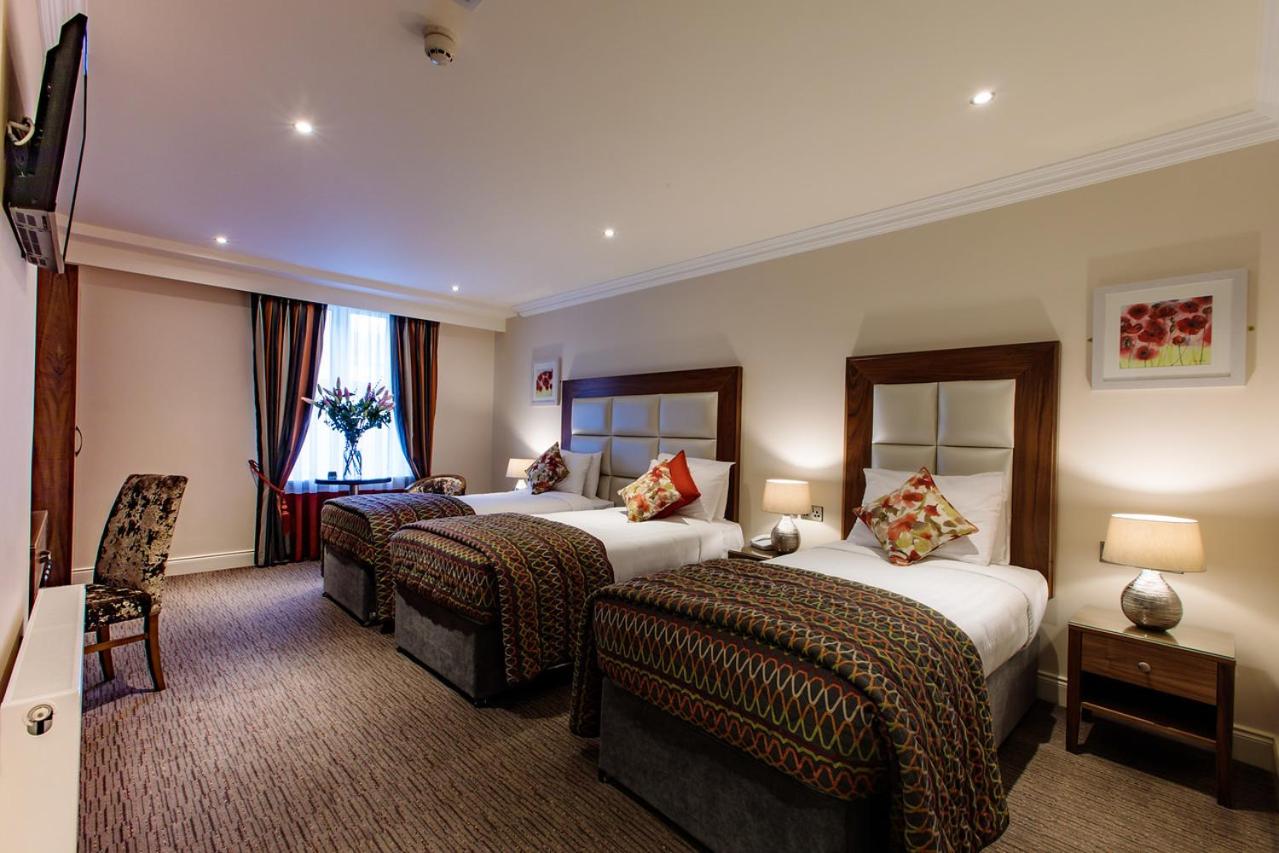 Twin Room - Photo 4