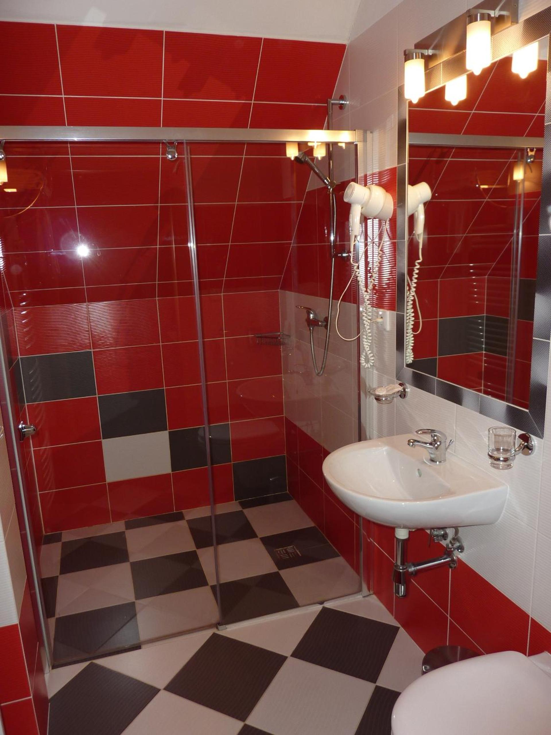 Double or Twin Room - Photo 2