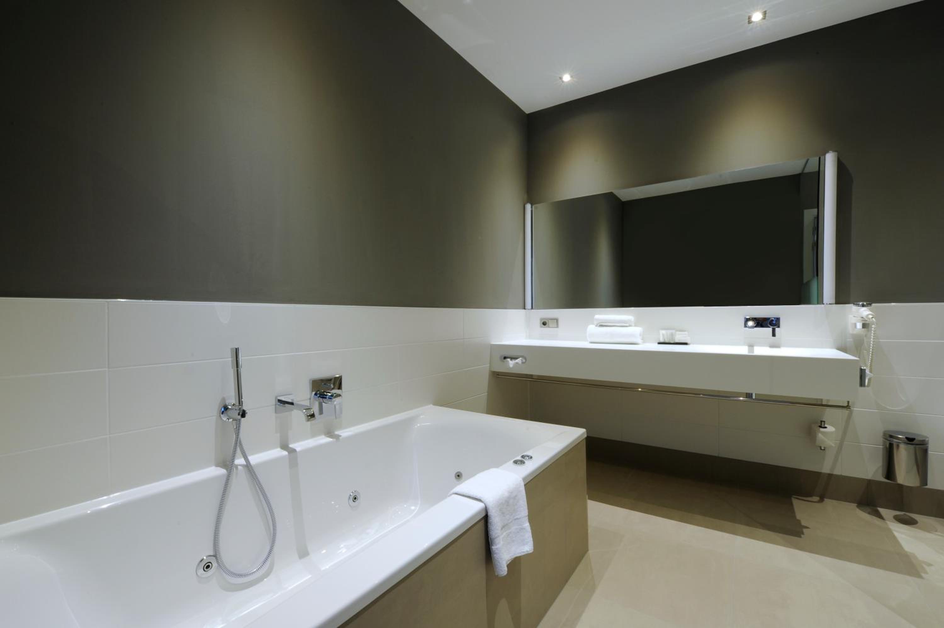 Junior Suite thumbnail 5