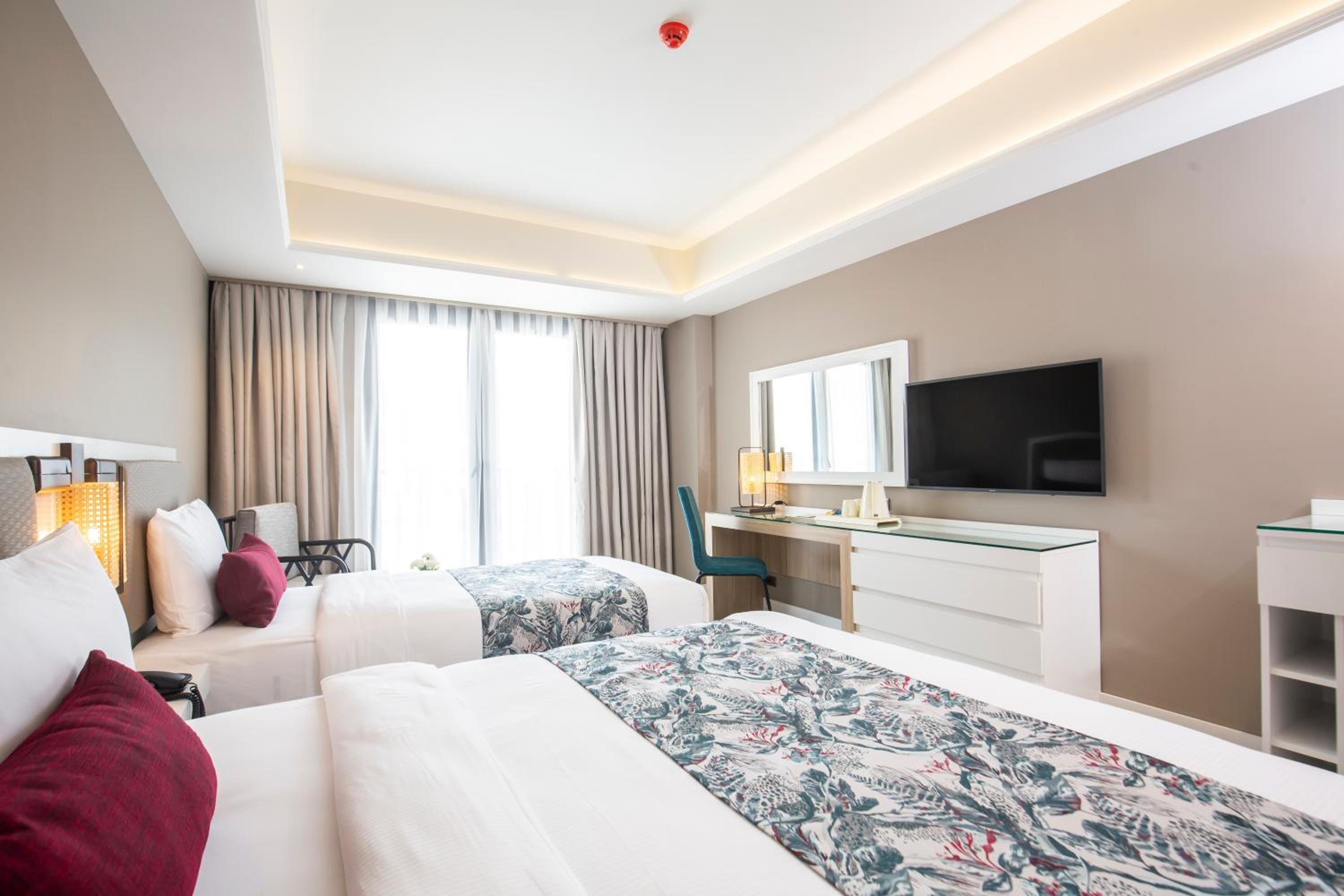 Deluxe Triple Room - Photo 4