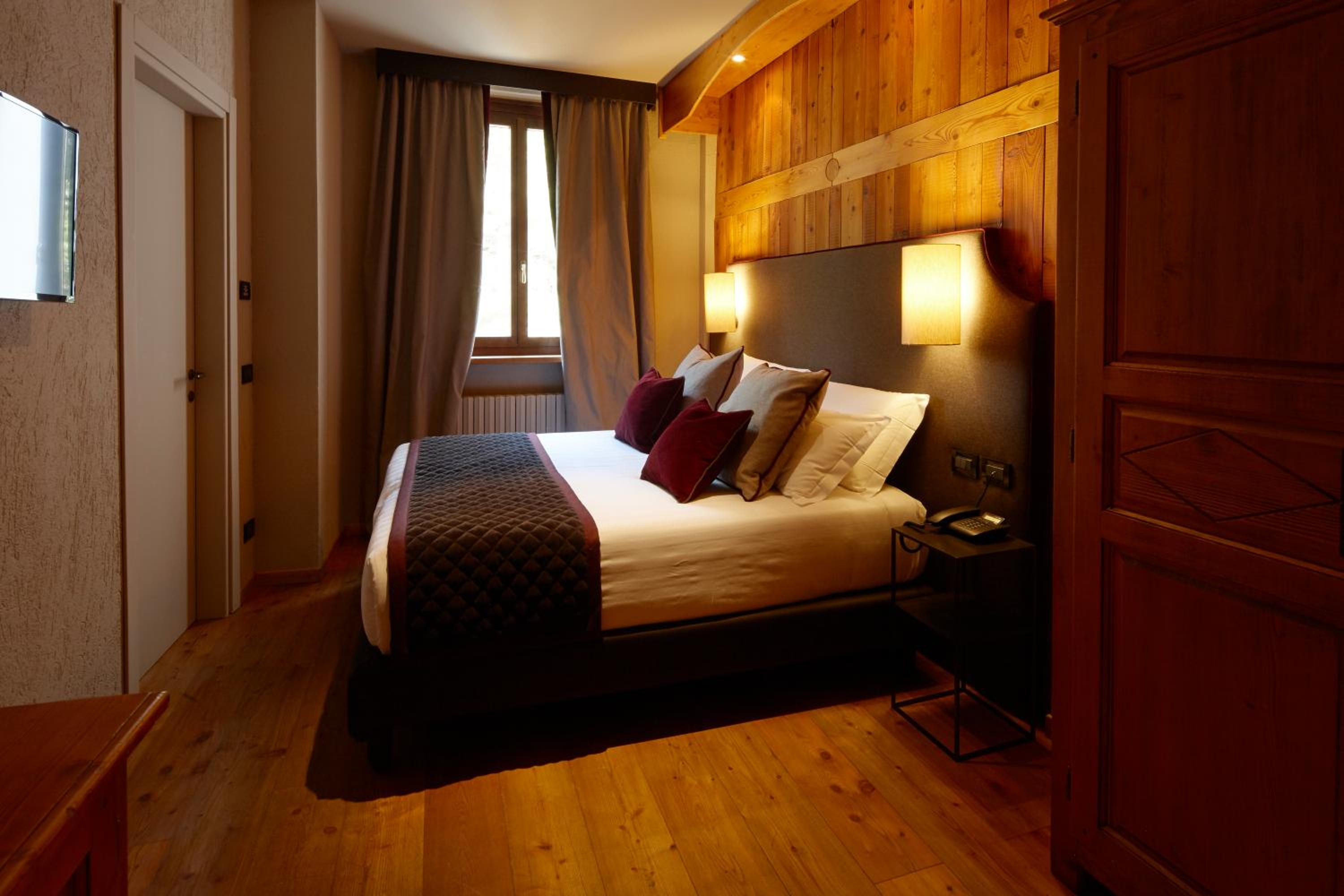 Classic Double Twin Room