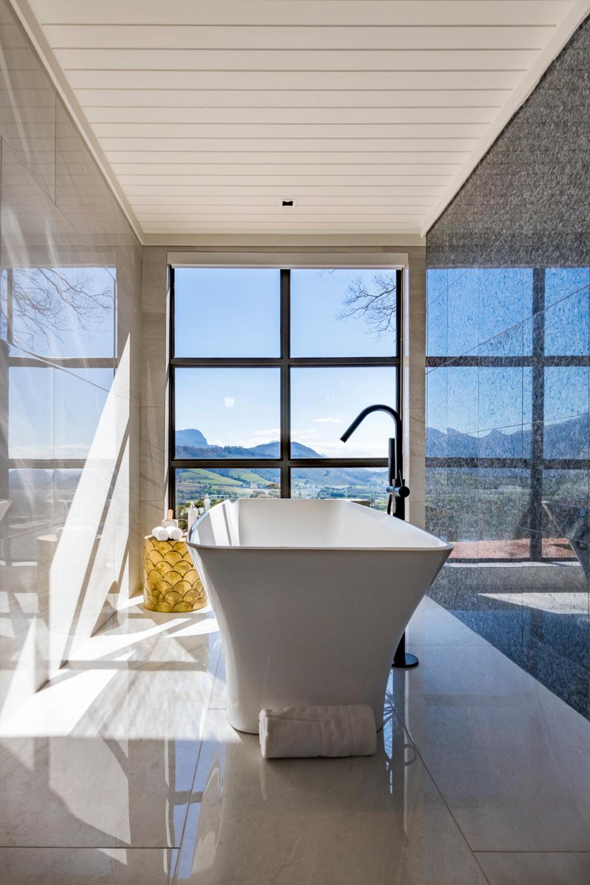 Deluxe Vineyard Suite - Provencal - Photo 7
