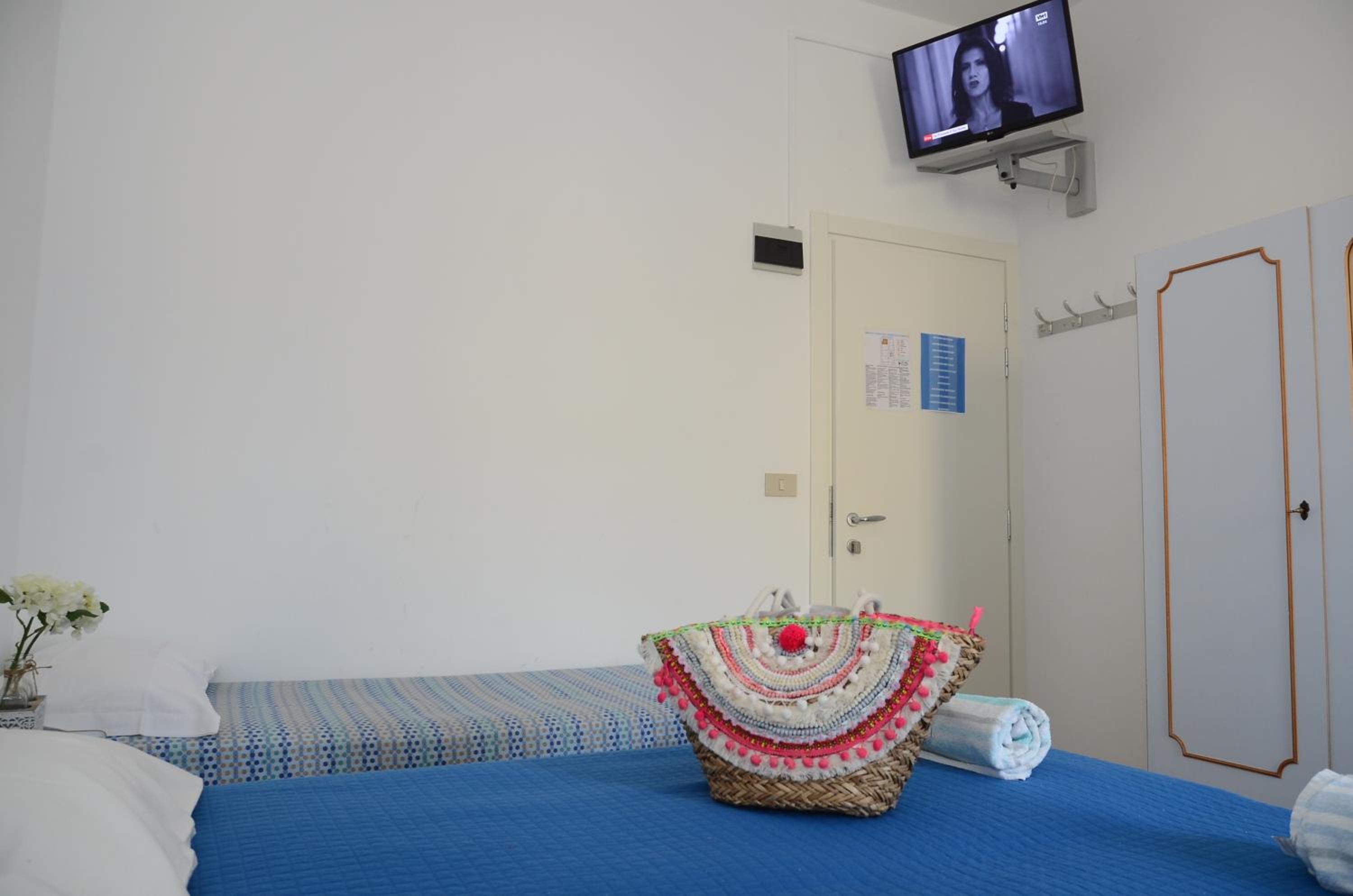Triple Room with Balcony photo 2