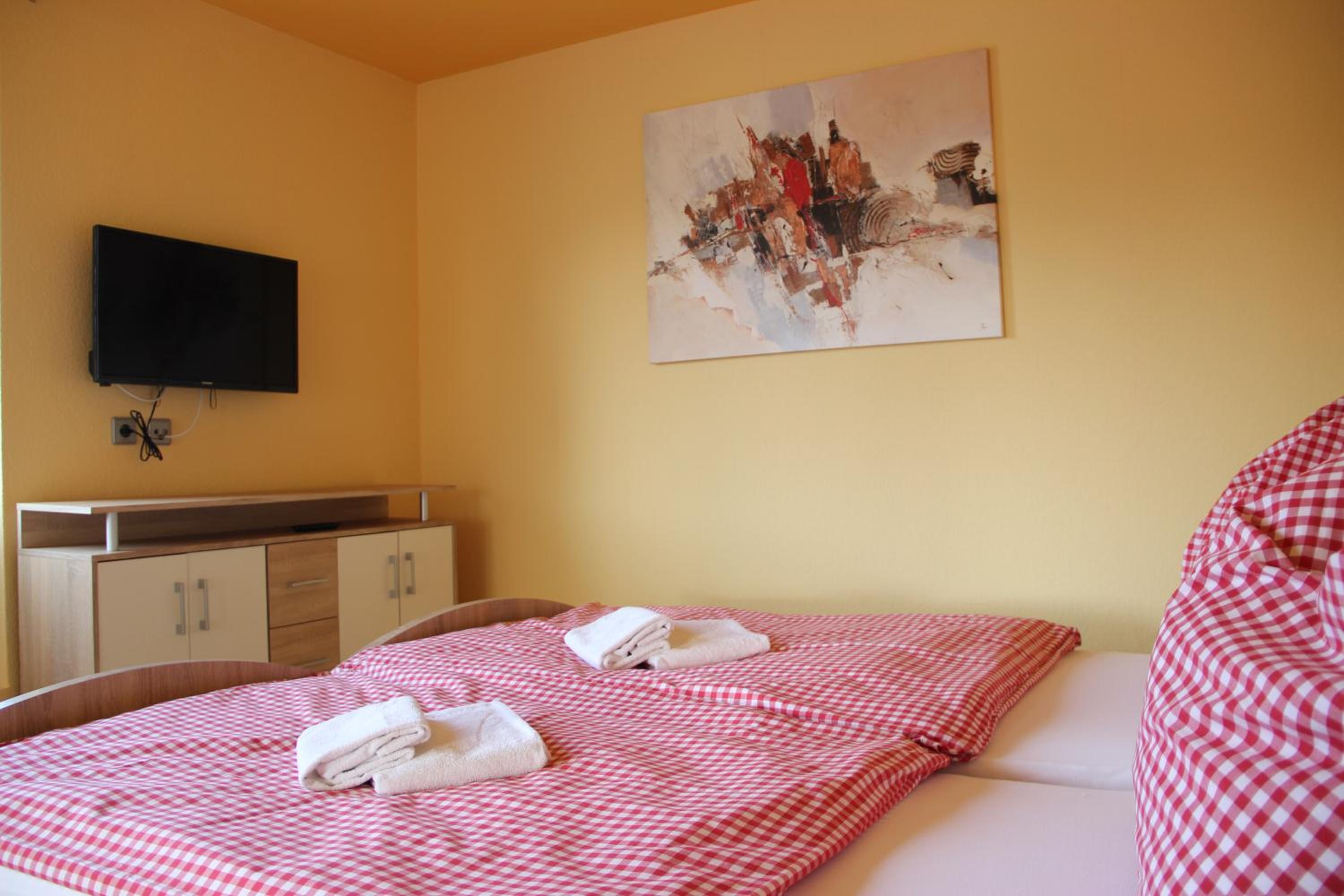 Double Room with Private Bathroom photo 2