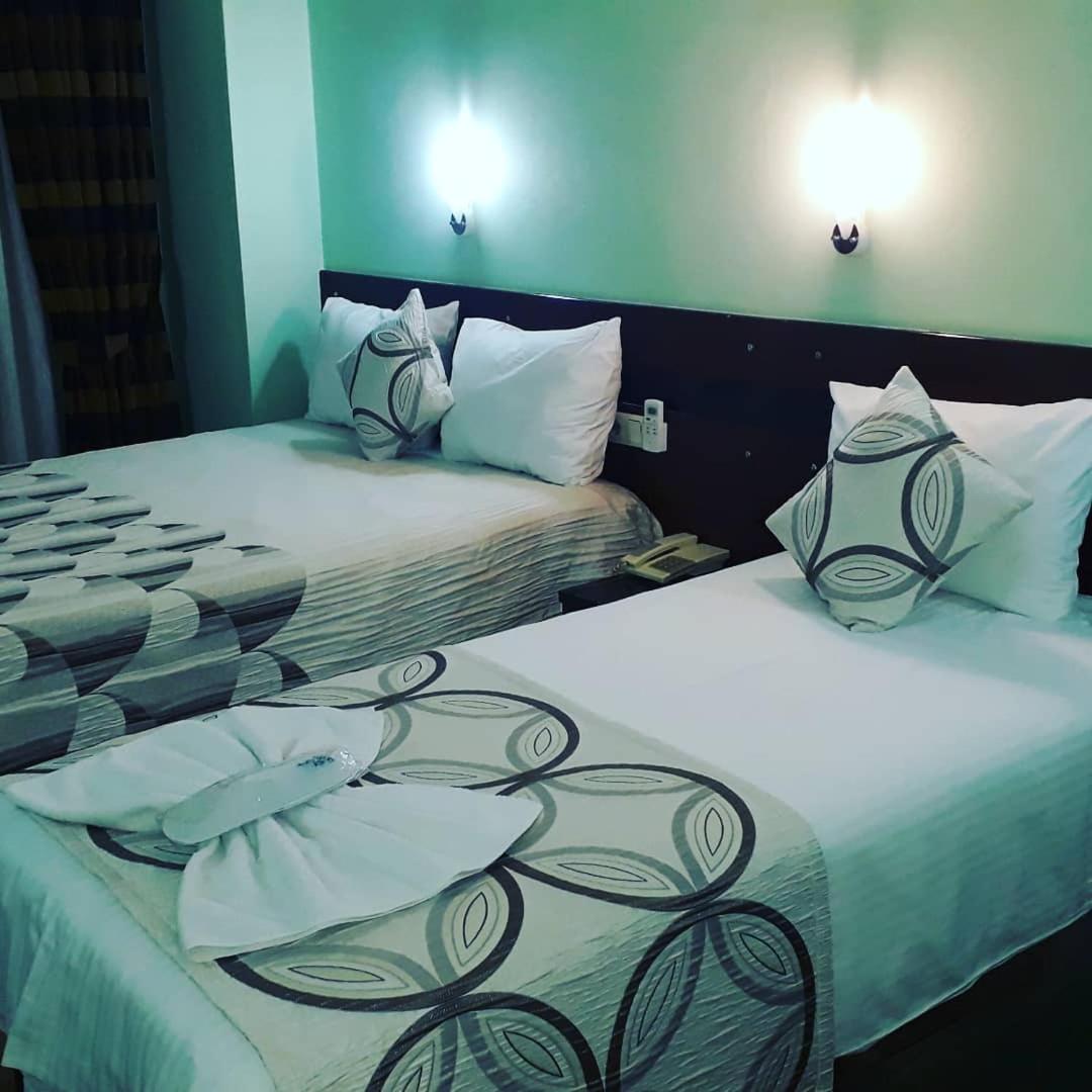 Standard Twin Room photo 3