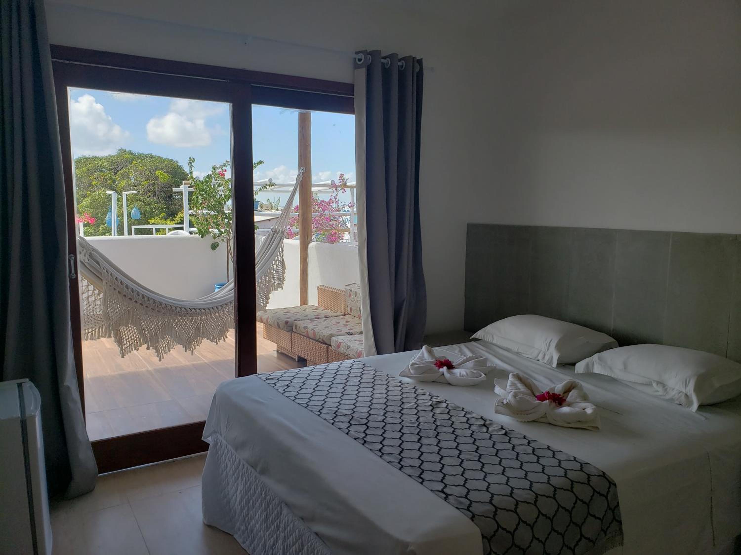 Deluxe Double Room with Balcony and Sea View