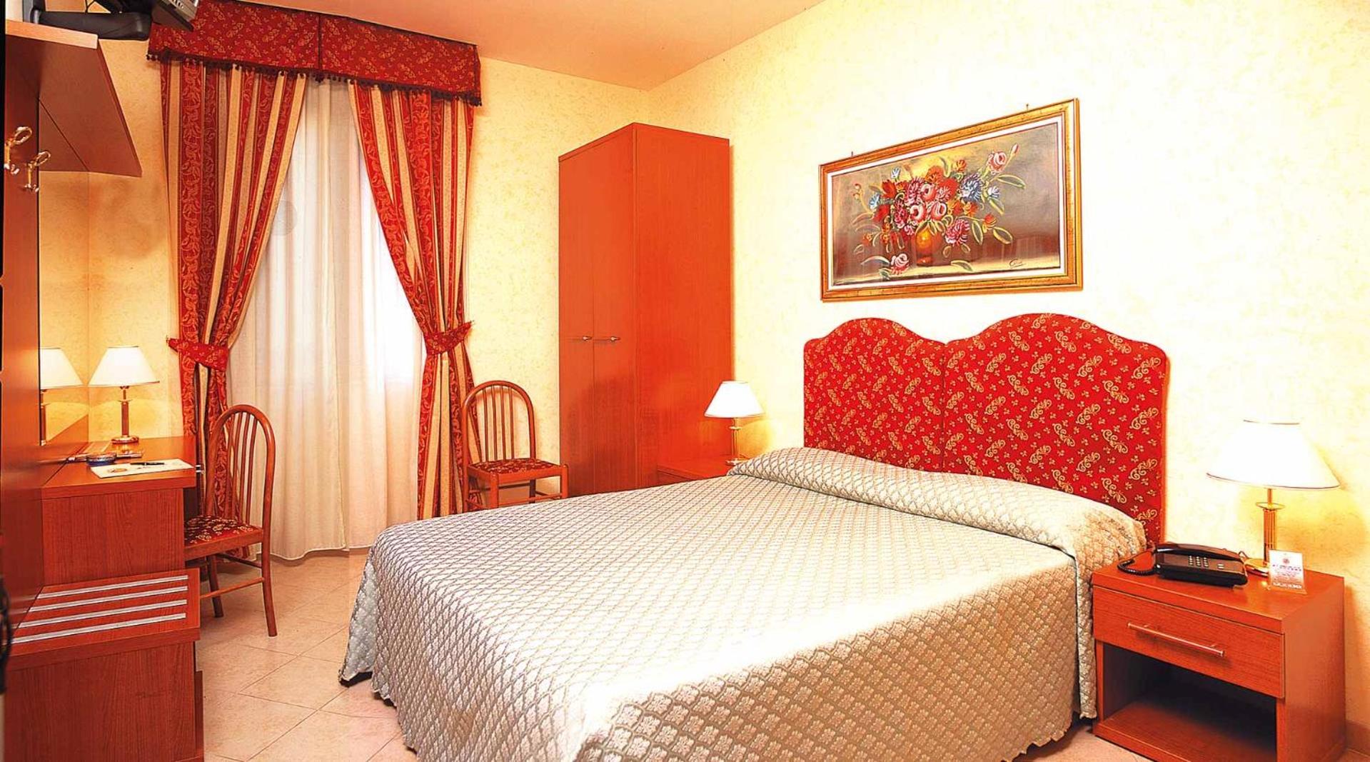 Double Room photo 3