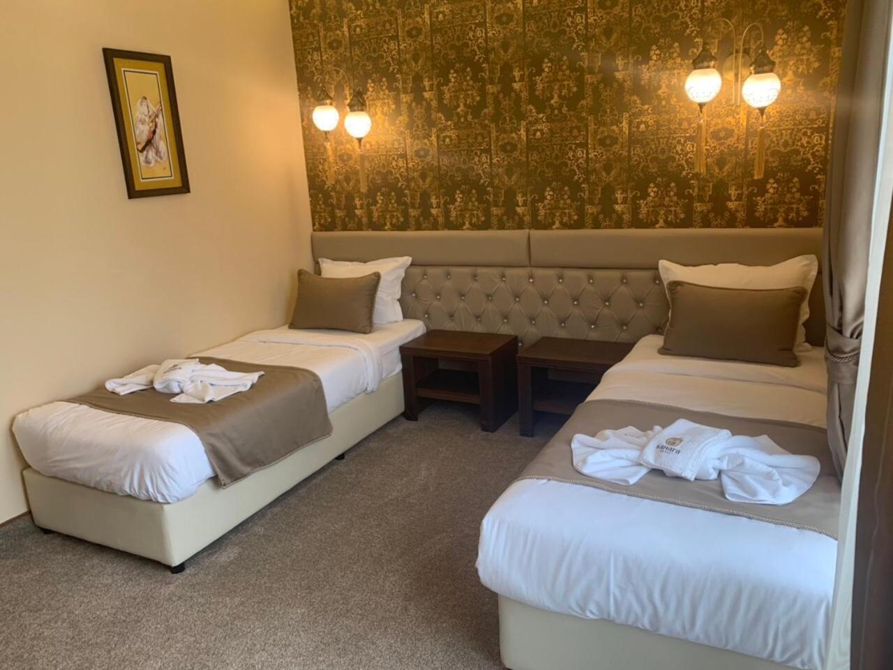 Double Room - Photo 1