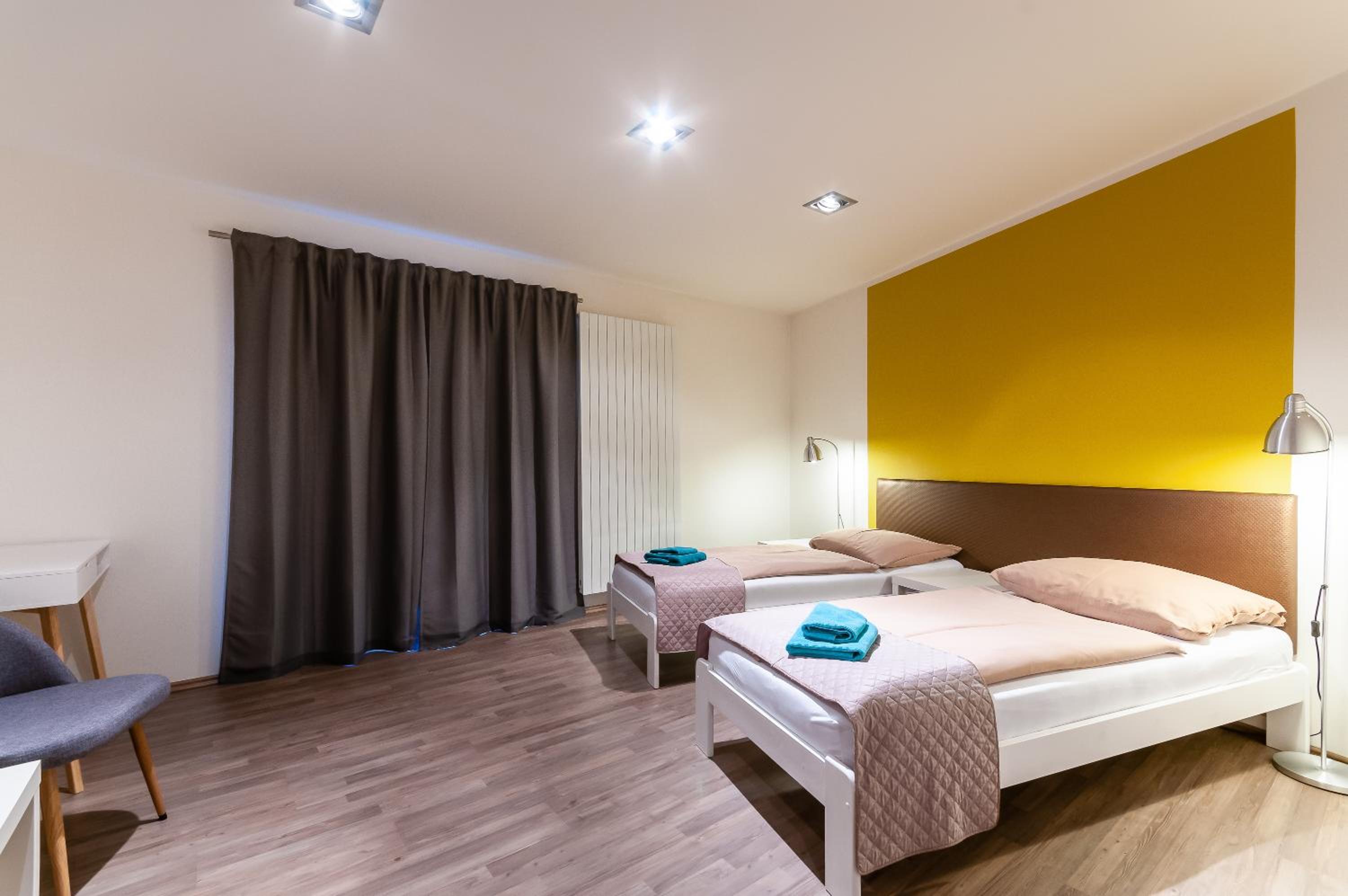Double or Twin Room - Photo 6