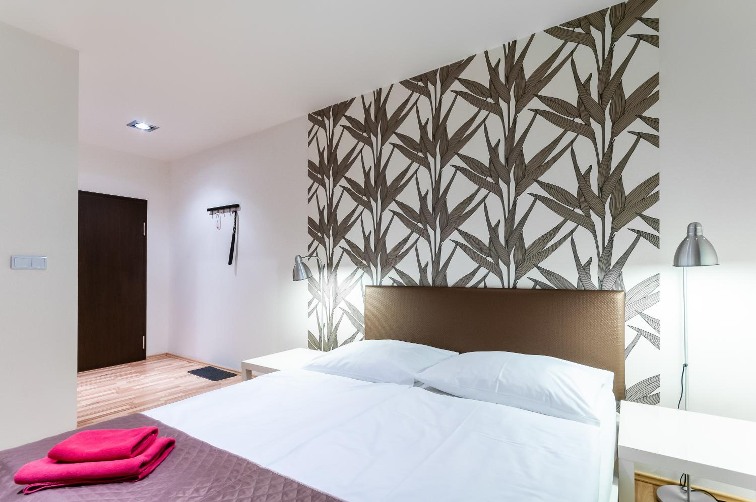 Double or Twin Room - Photo 17