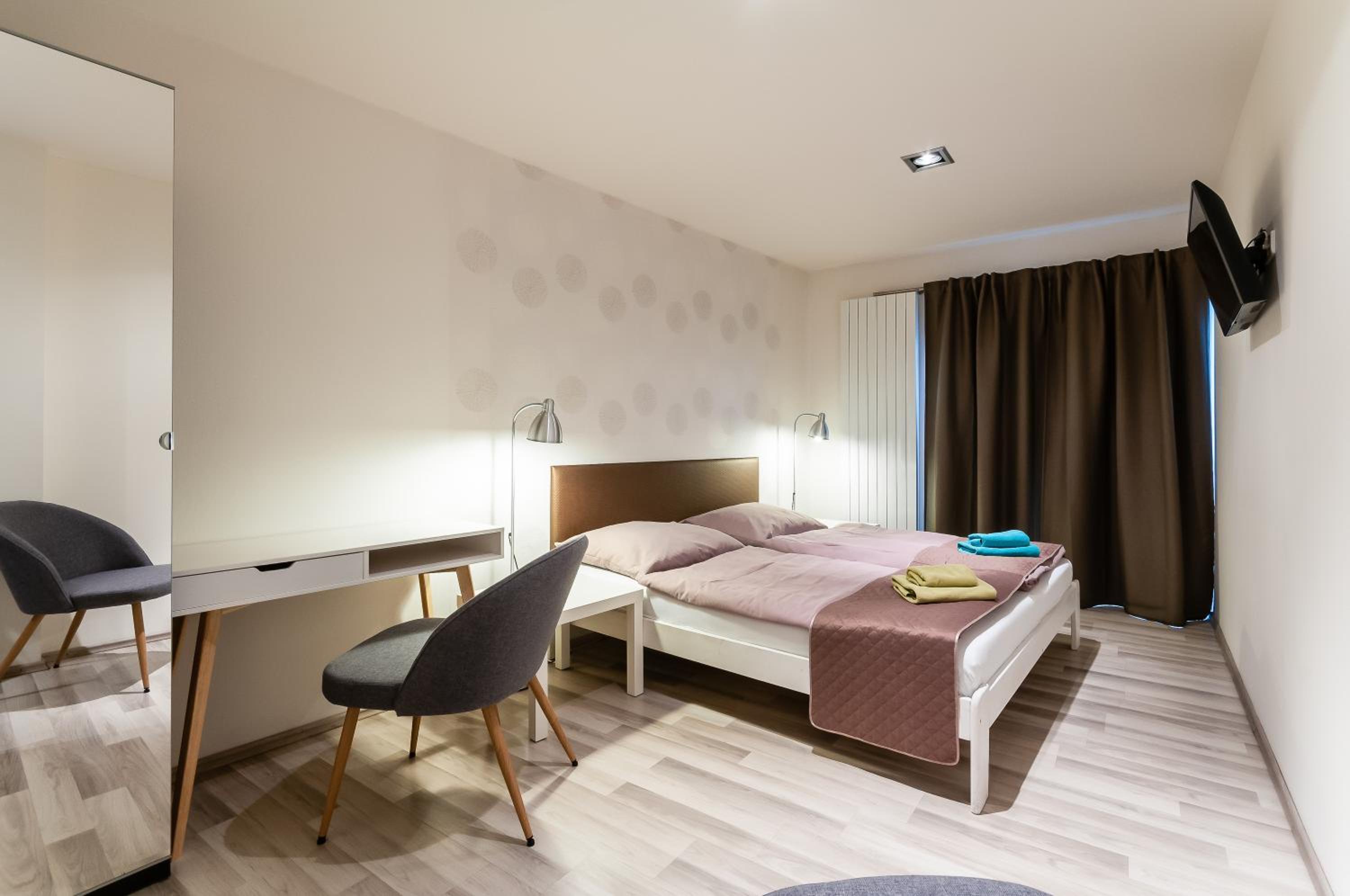 Double or Twin Room - Photo 13