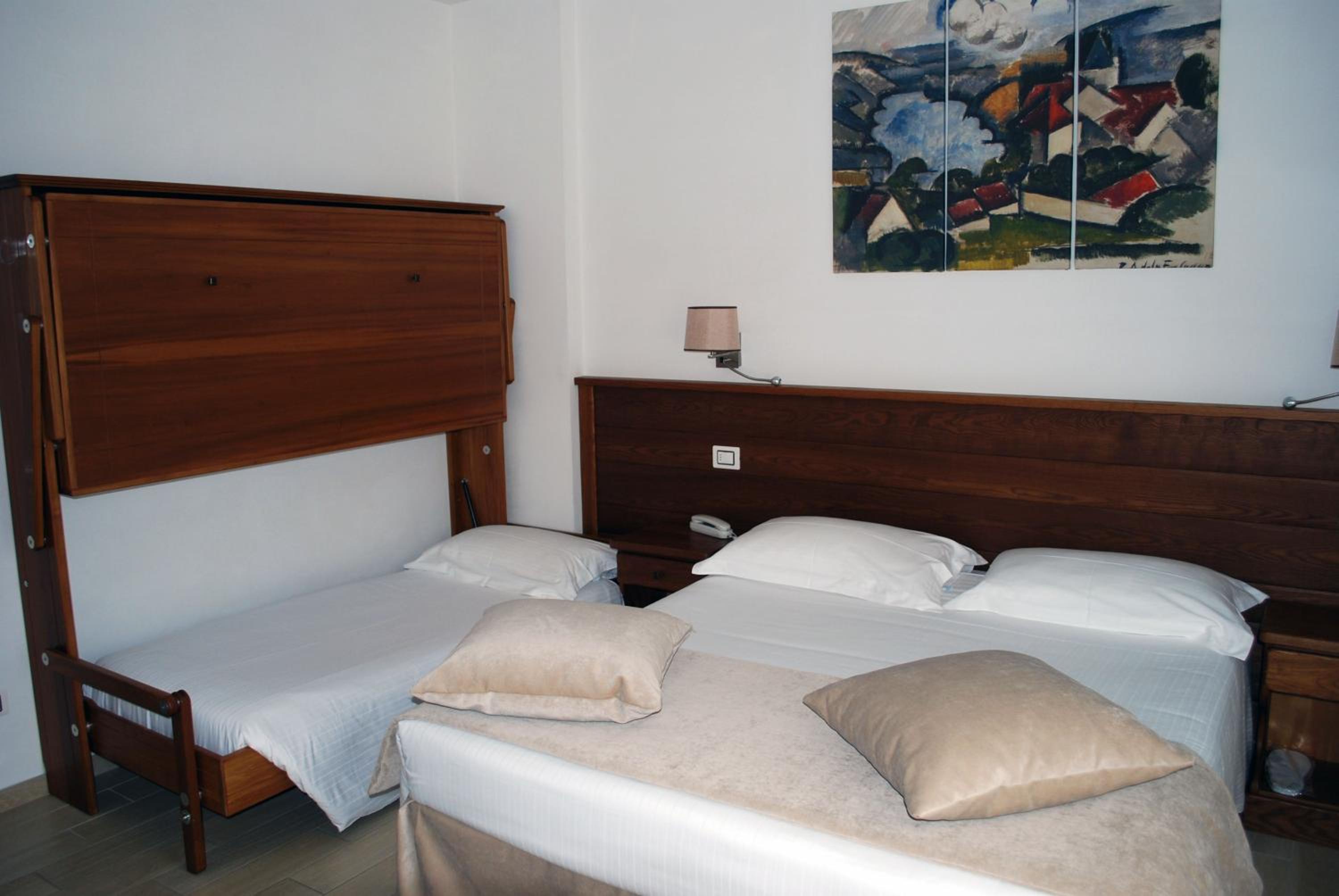 Double Room with Balcony photo 2