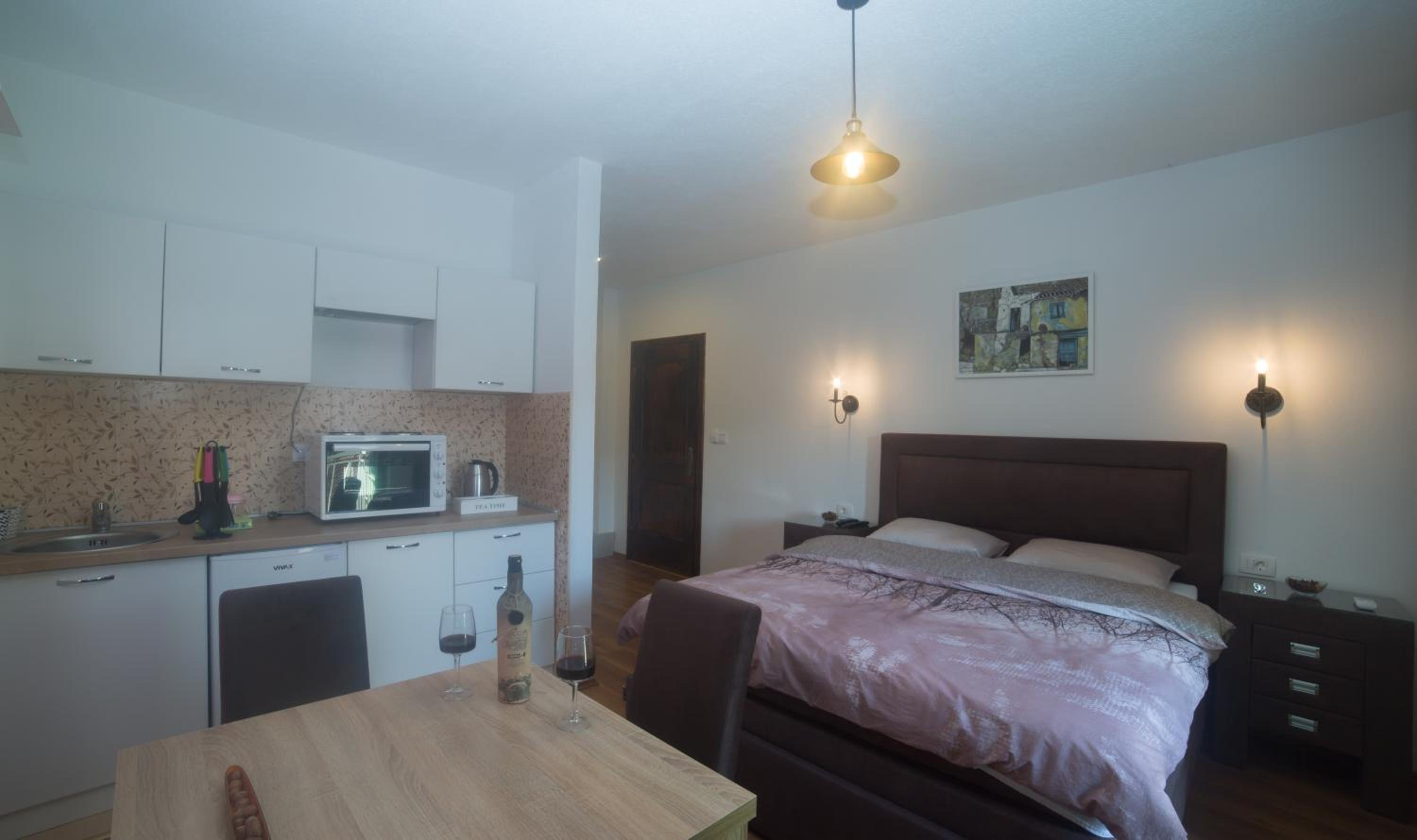 Studio Apartment photo 2