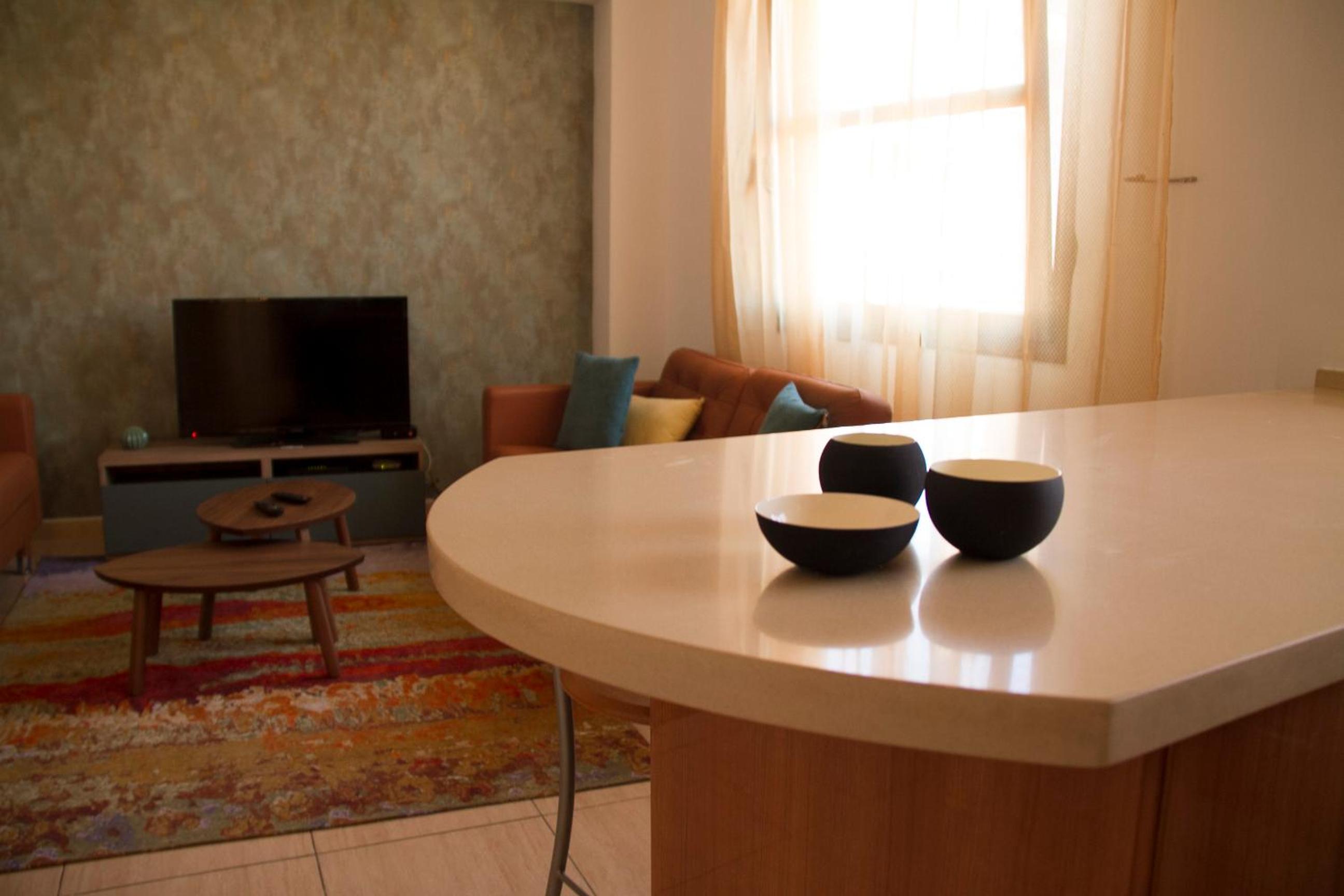 Three-Bedroom Apartment photo 2
