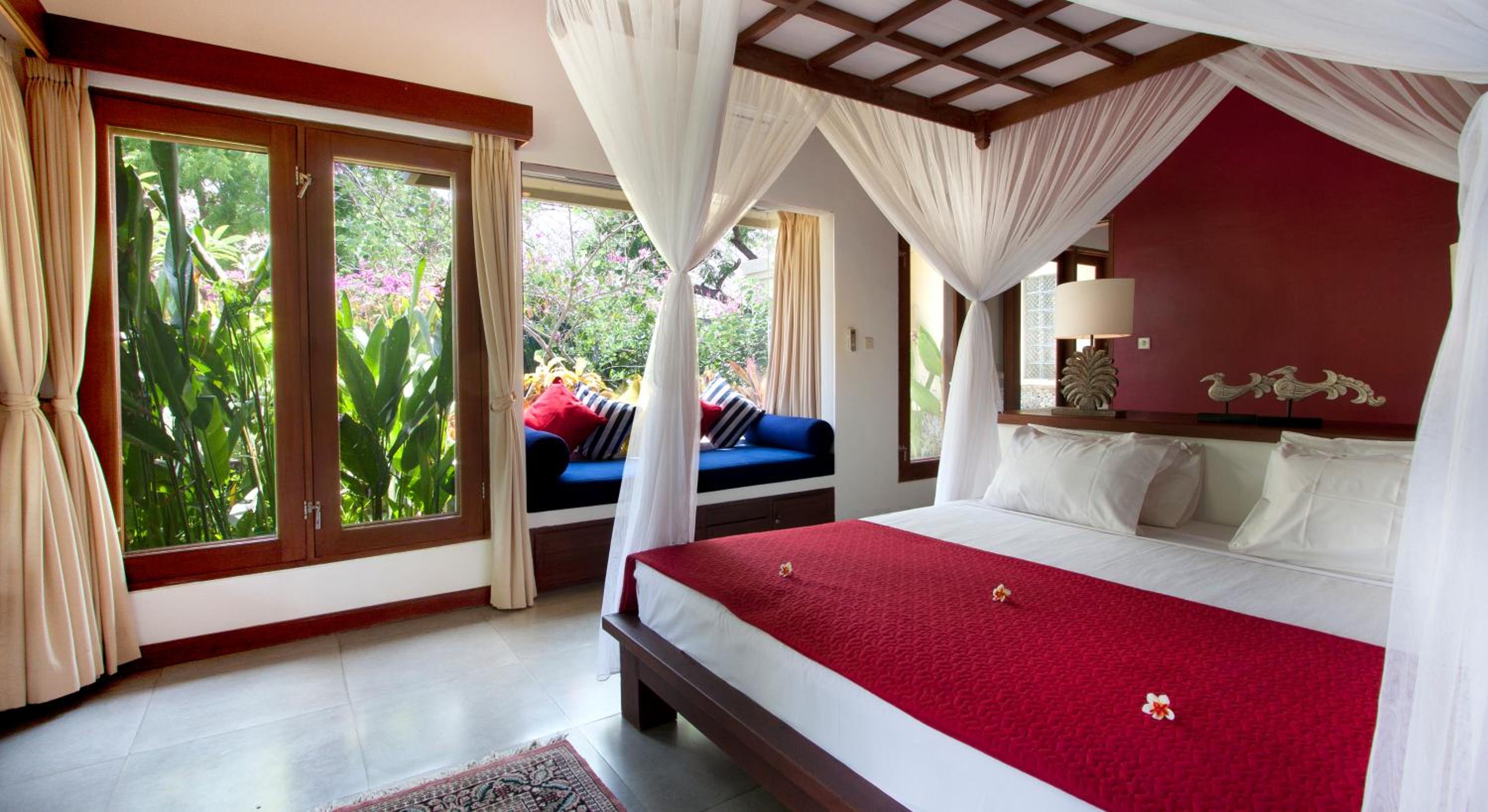 Villa - Beach Front photo 1