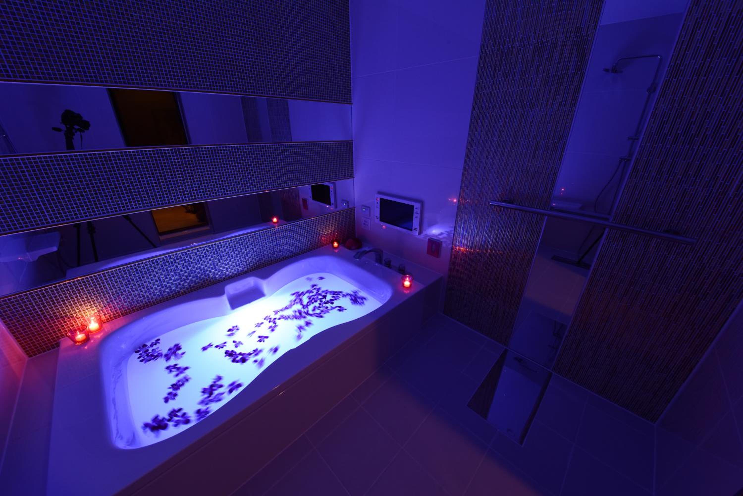 Double Room - Photo 17