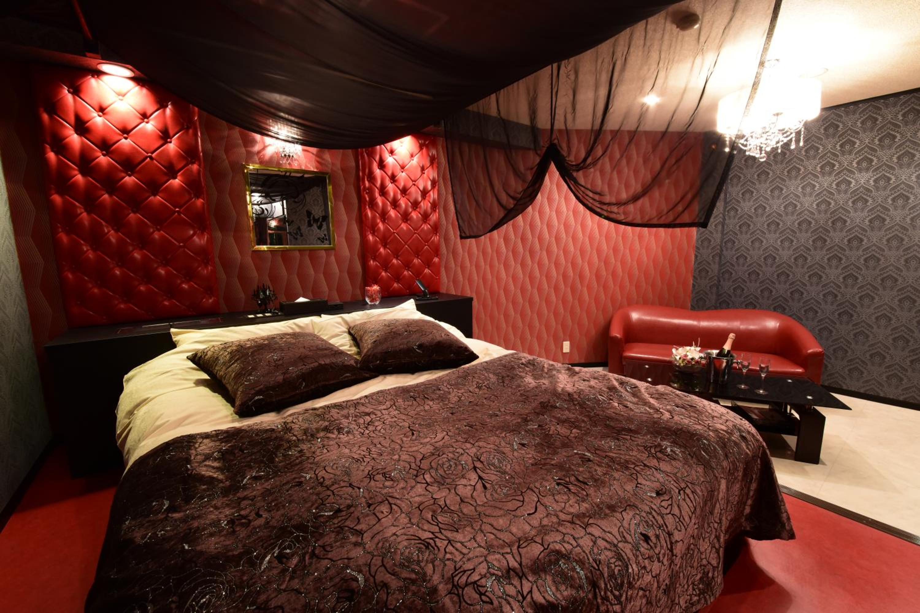Double Room - Photo 9
