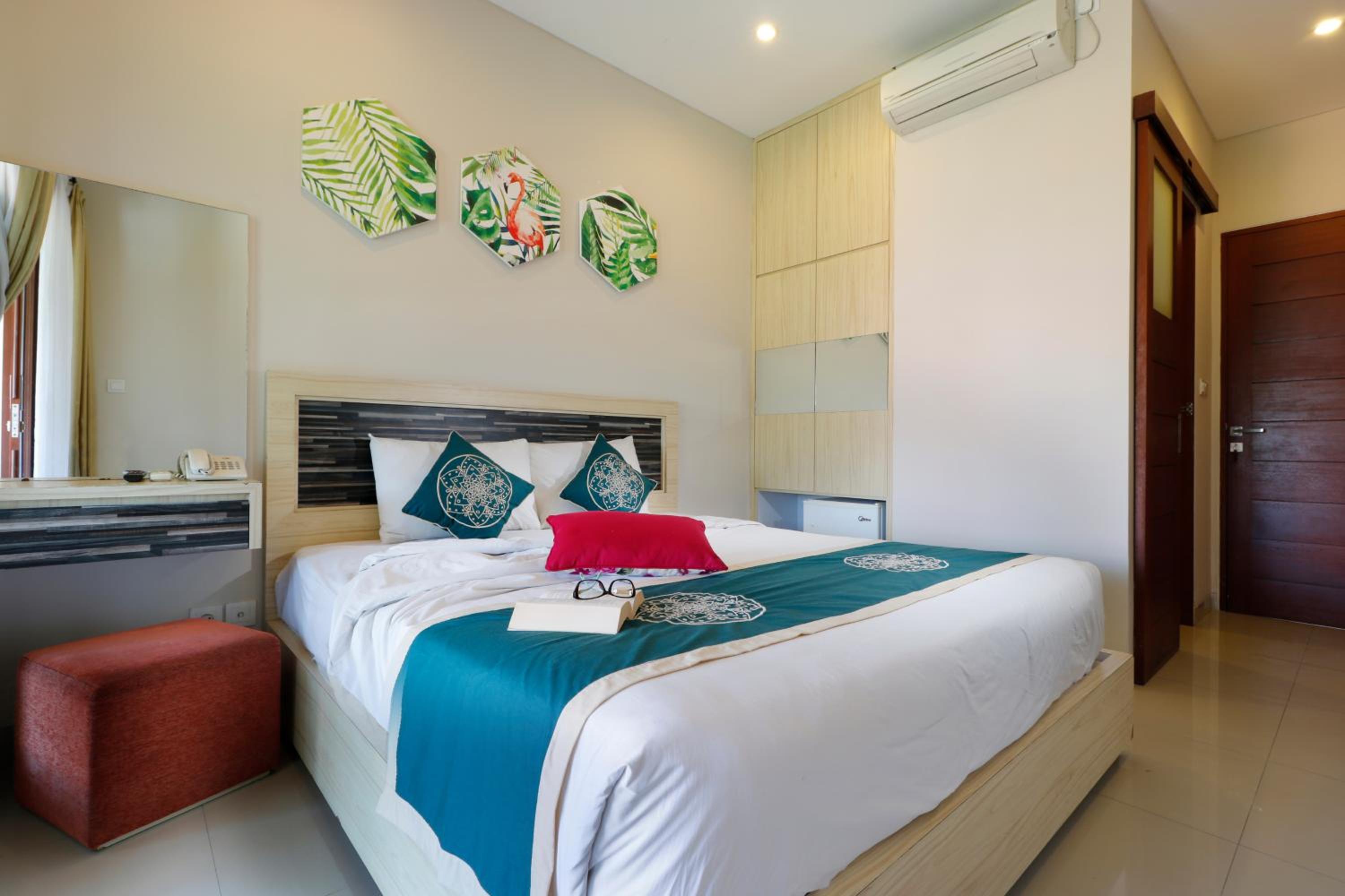 Special Offer- Two Sari Double Room