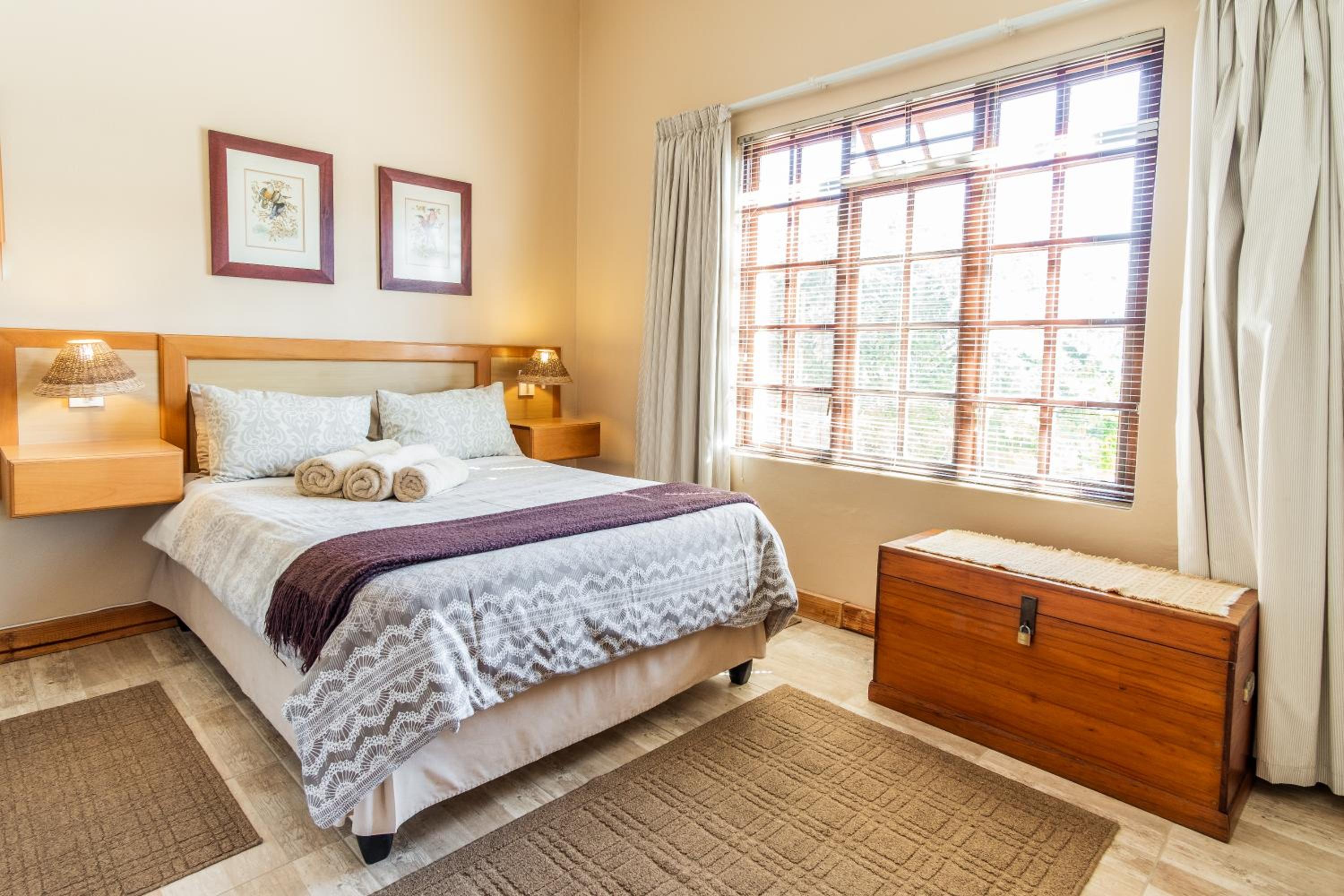 Budget Double Room photo 3