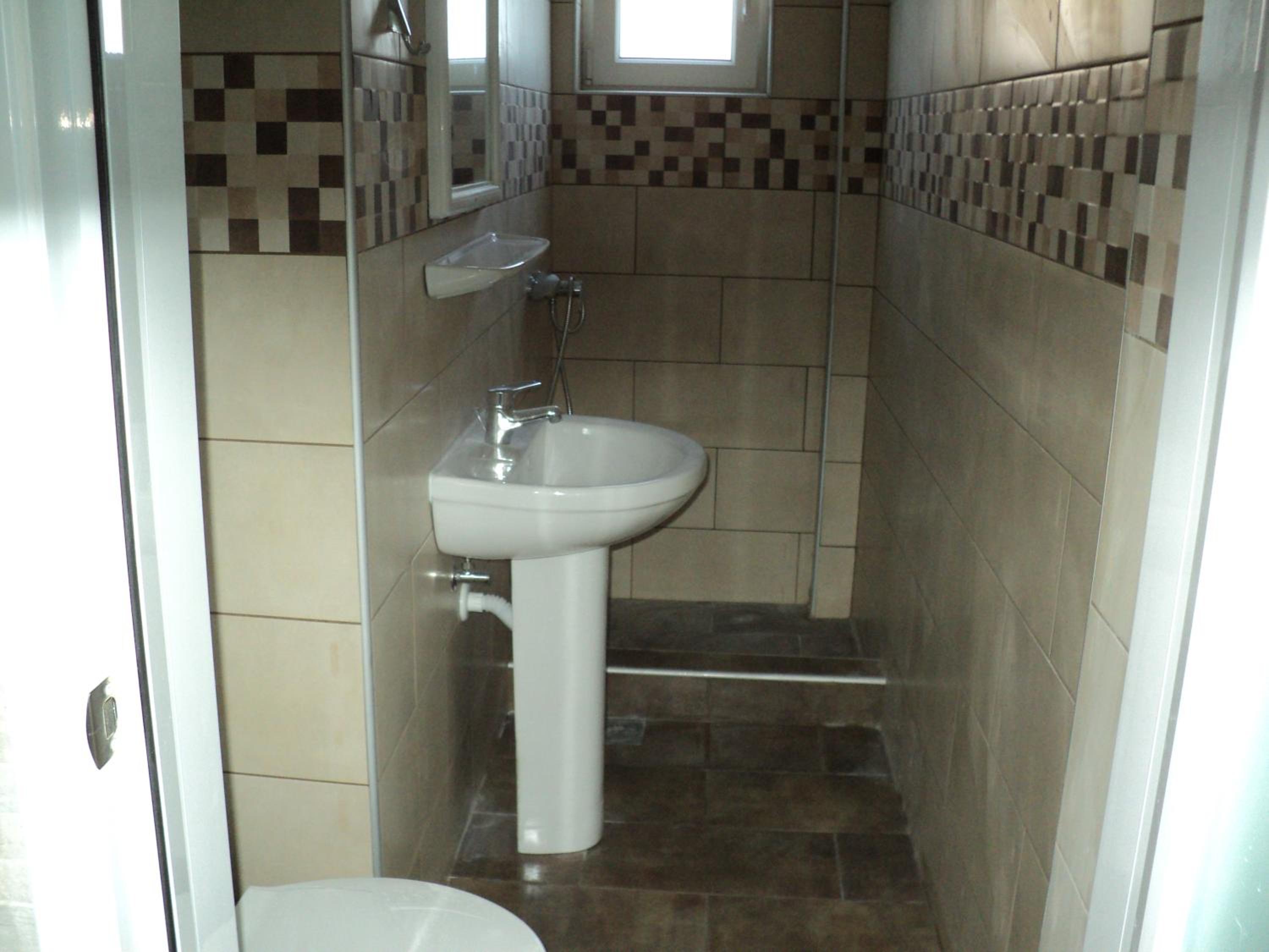 Apartment (3 Adults)