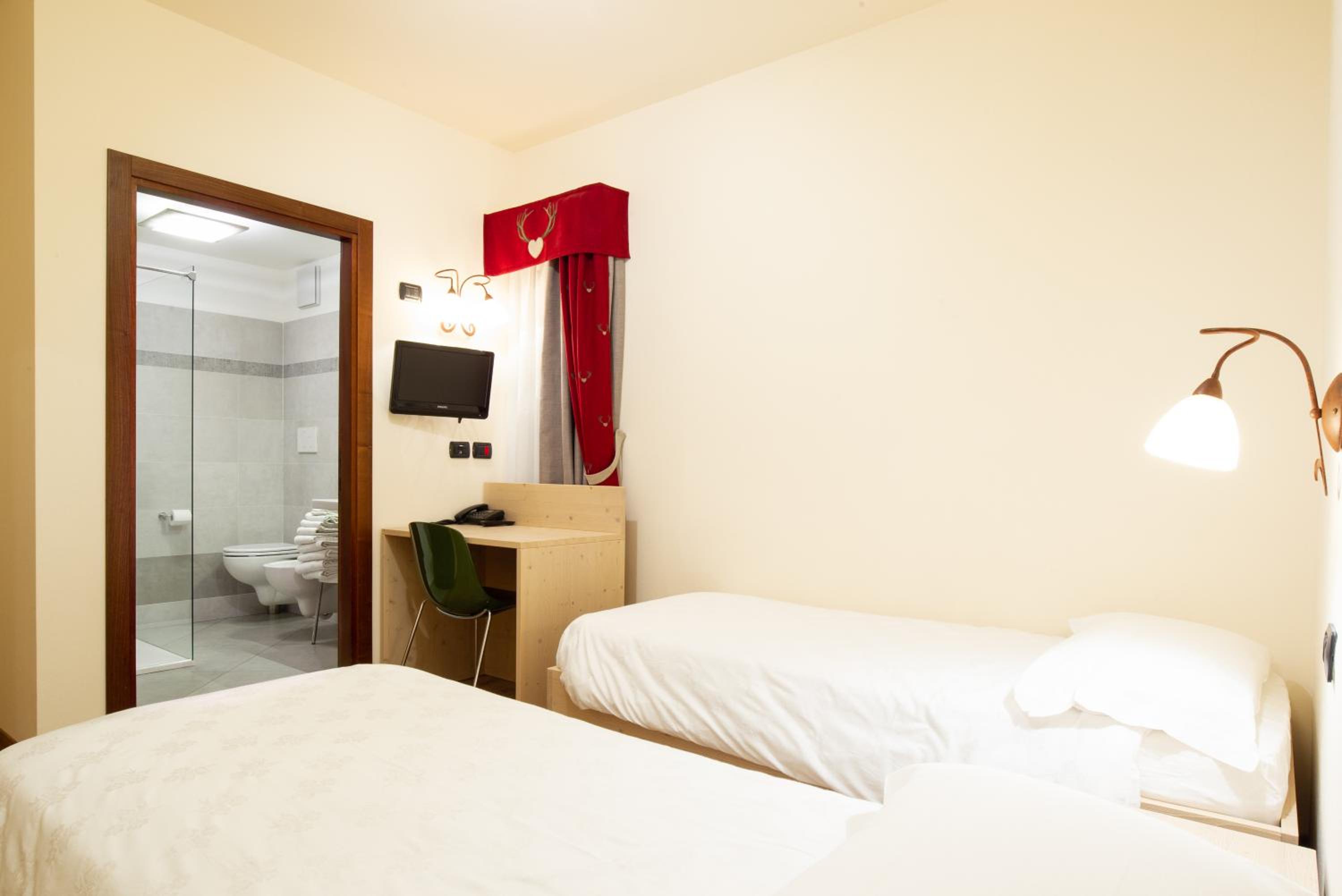 Comfort Quadruple Room photo 3
