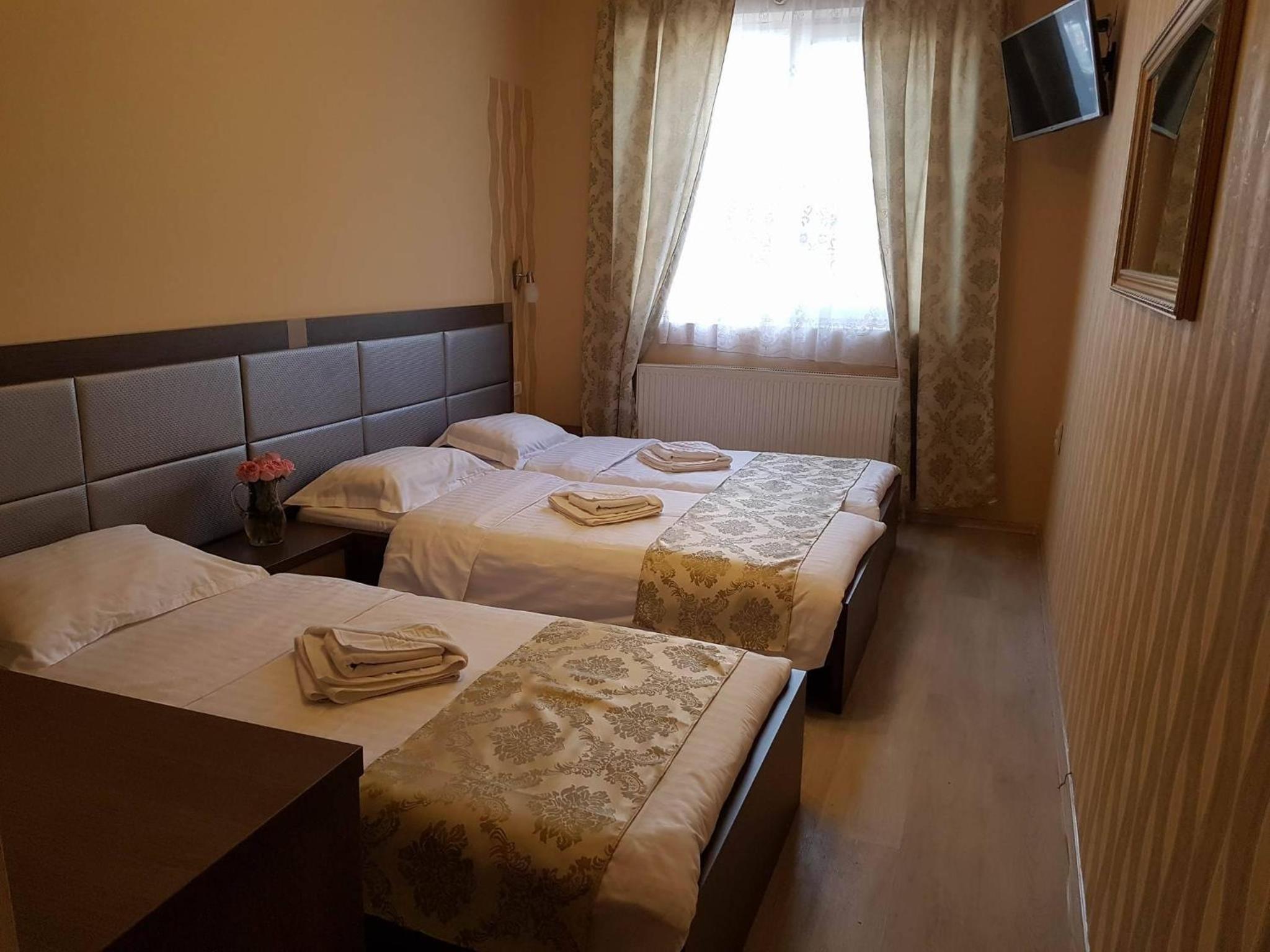 Standard Triple Room photo 3