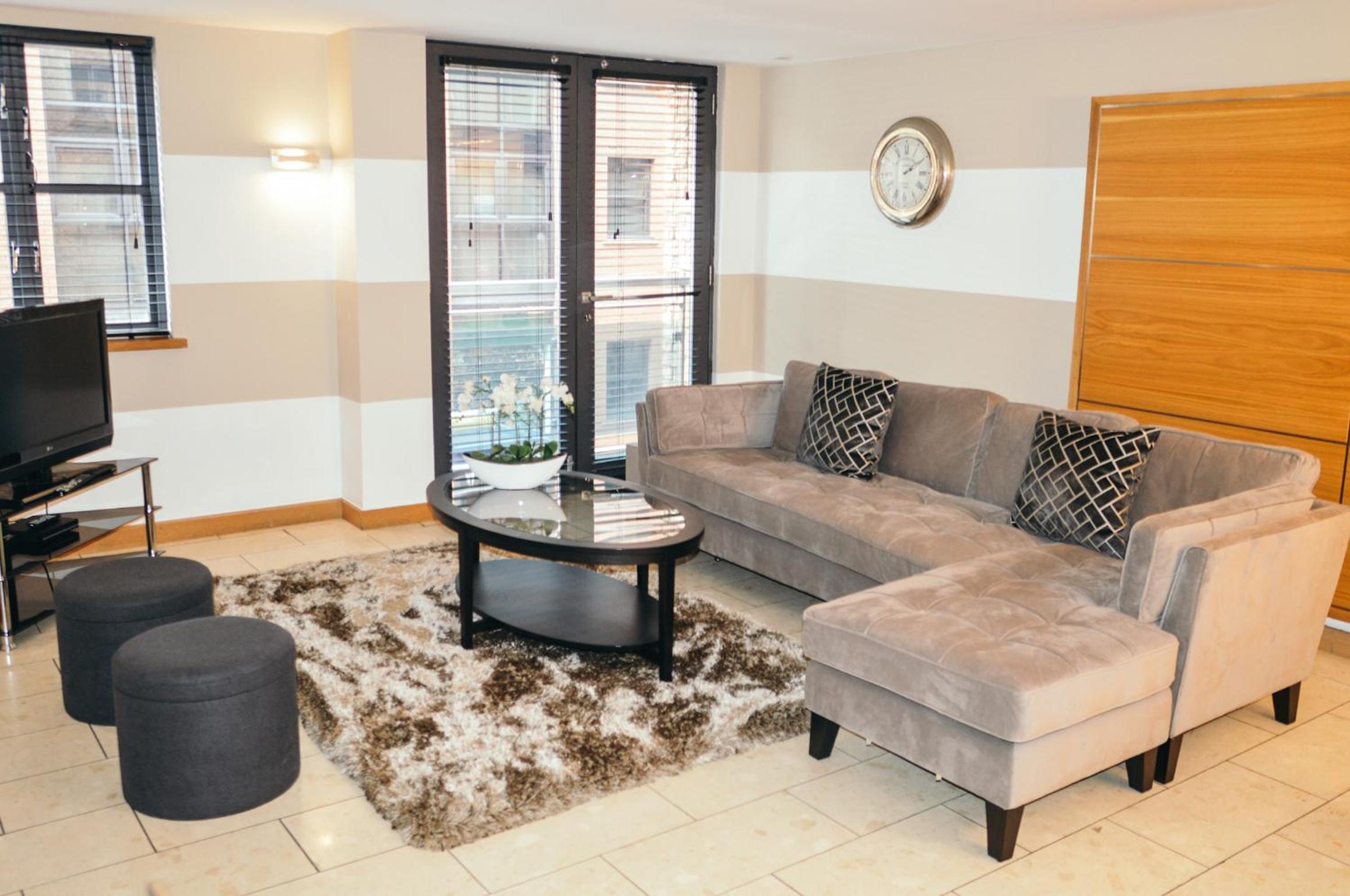 Family 2 Bedroom Apartment  - Photo 7
